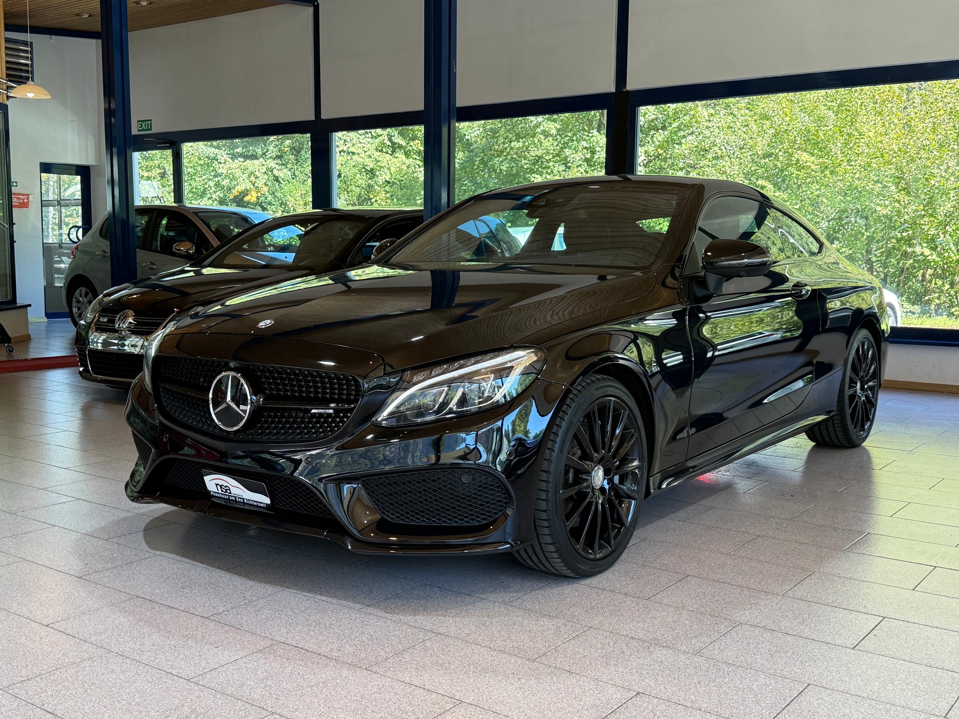 MERCEDES-BENZ C 250 AMG Line Coupé 7G-tronic-image-0