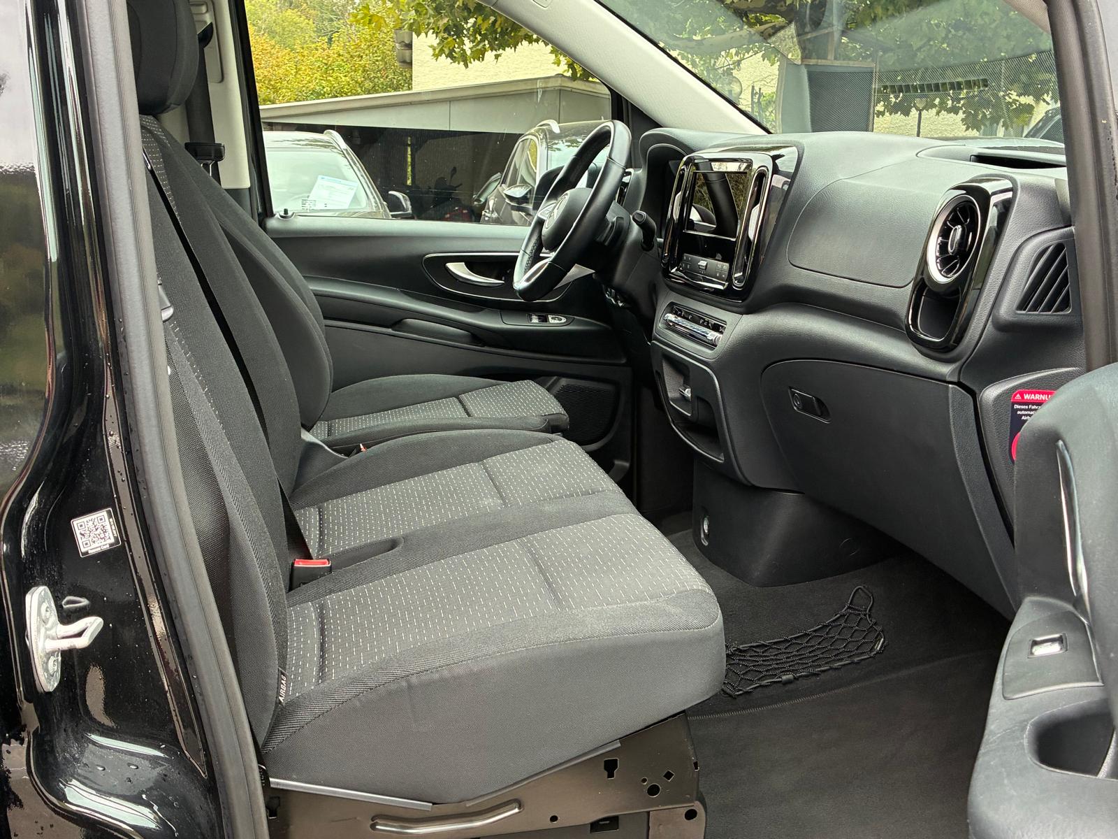 MERCEDES-BENZ Vito 116 CDI Lang Tourer 9G-Tronic 4M Select-image-14
