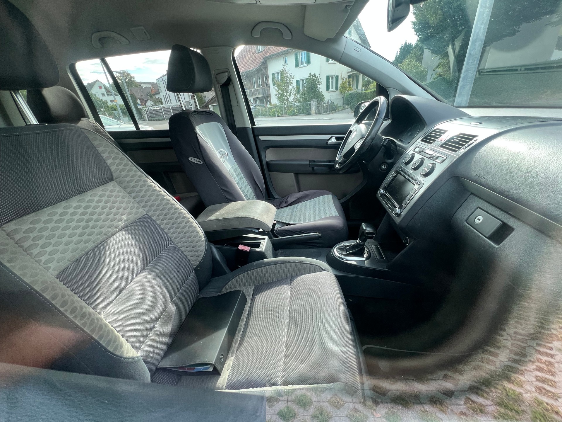 VW CrossTouran 2.0 TDI DSG-image-7