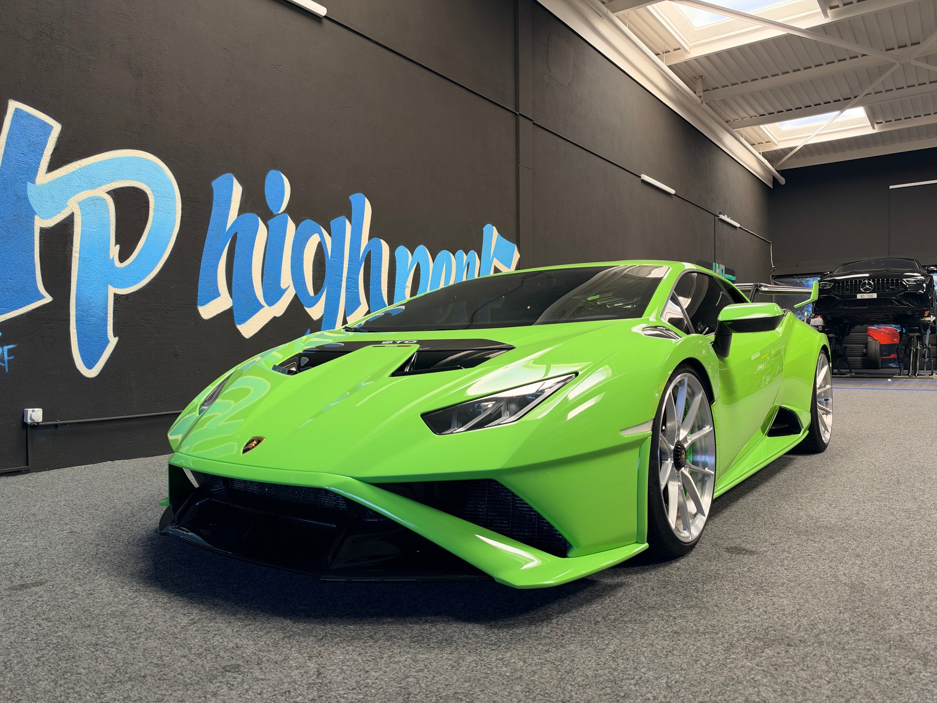 LAMBORGHINI Huracan STO Coupé DCT RWD-image-0