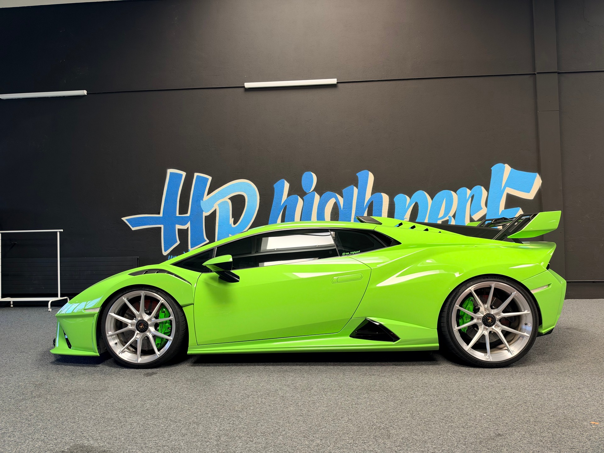 LAMBORGHINI Huracan STO Coupé DCT RWD-image-6