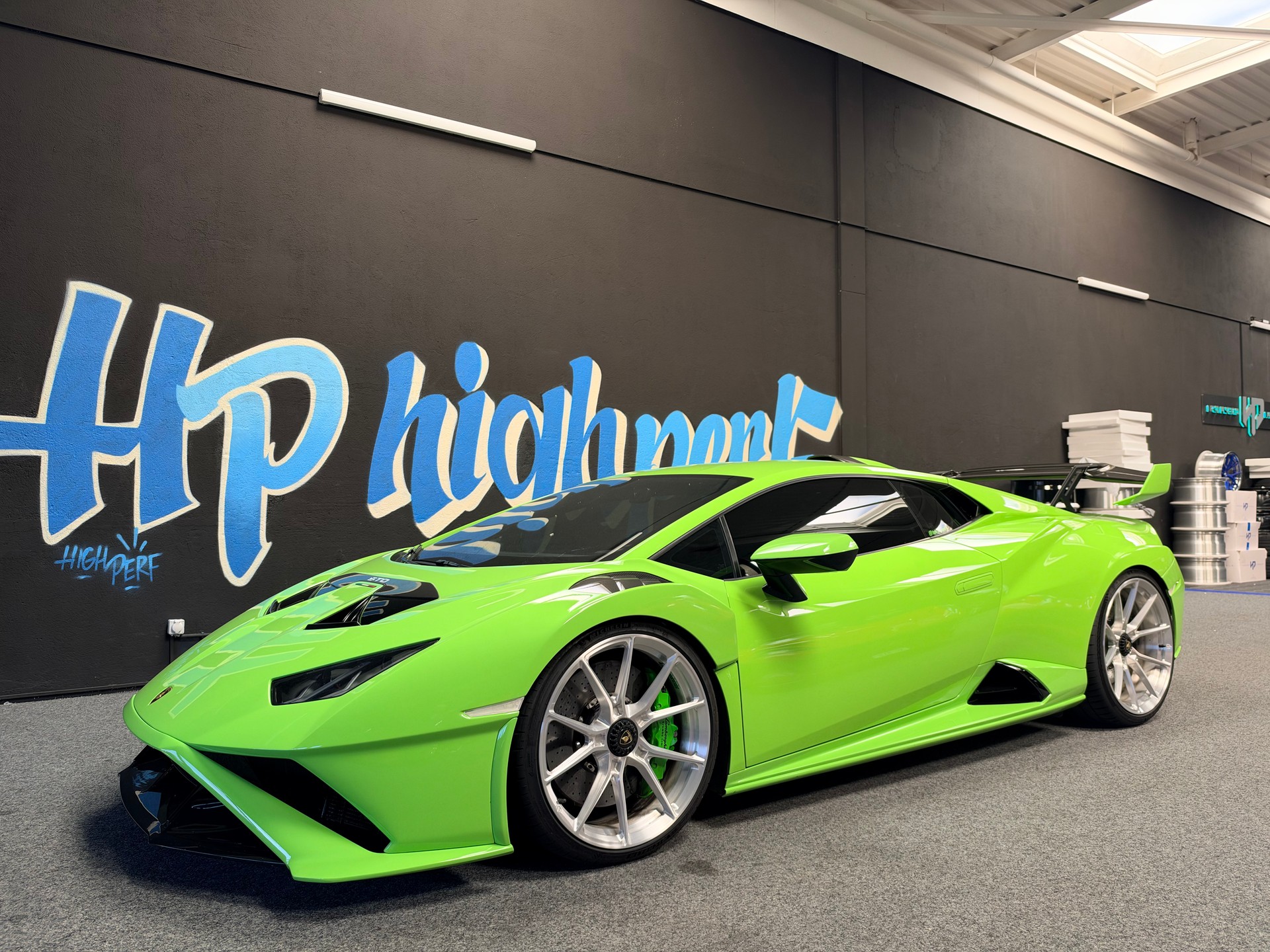 LAMBORGHINI Huracan STO Coupé DCT RWD-image-8