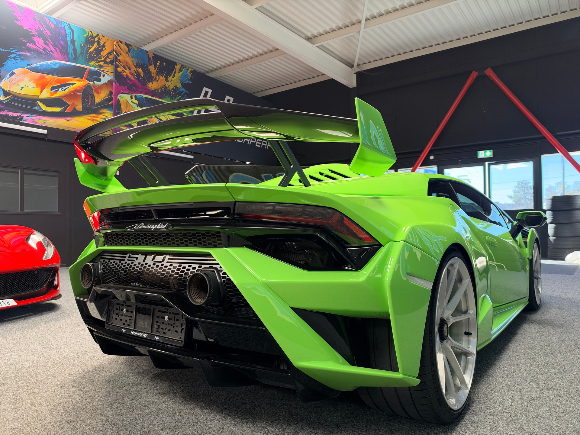 LAMBORGHINI Huracan STO Coupé DCT RWD-image-2