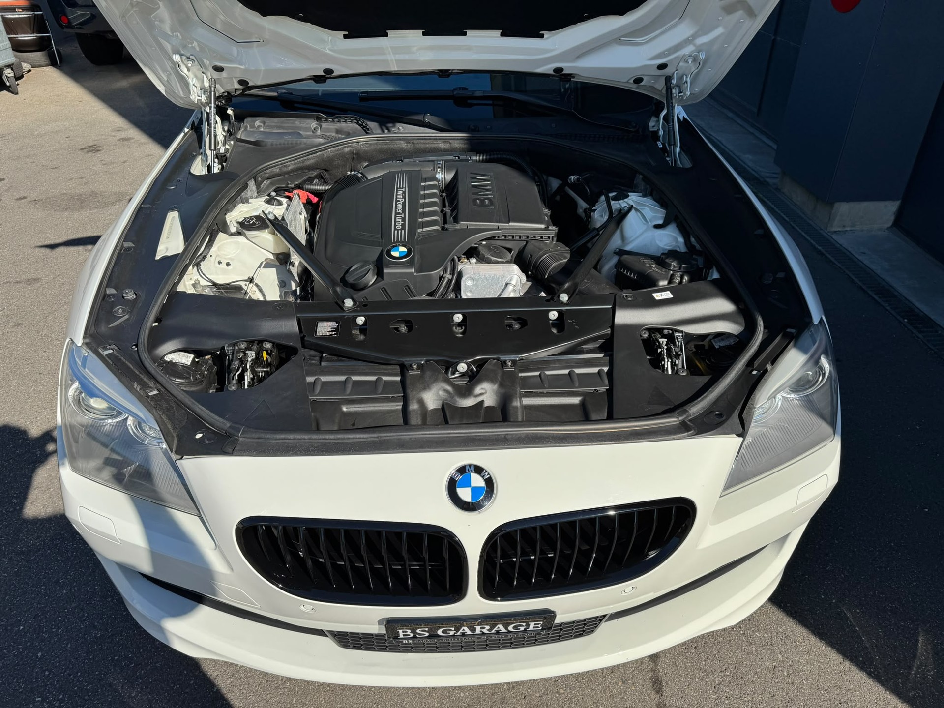 BMW BMW 640i Coupé-image-3