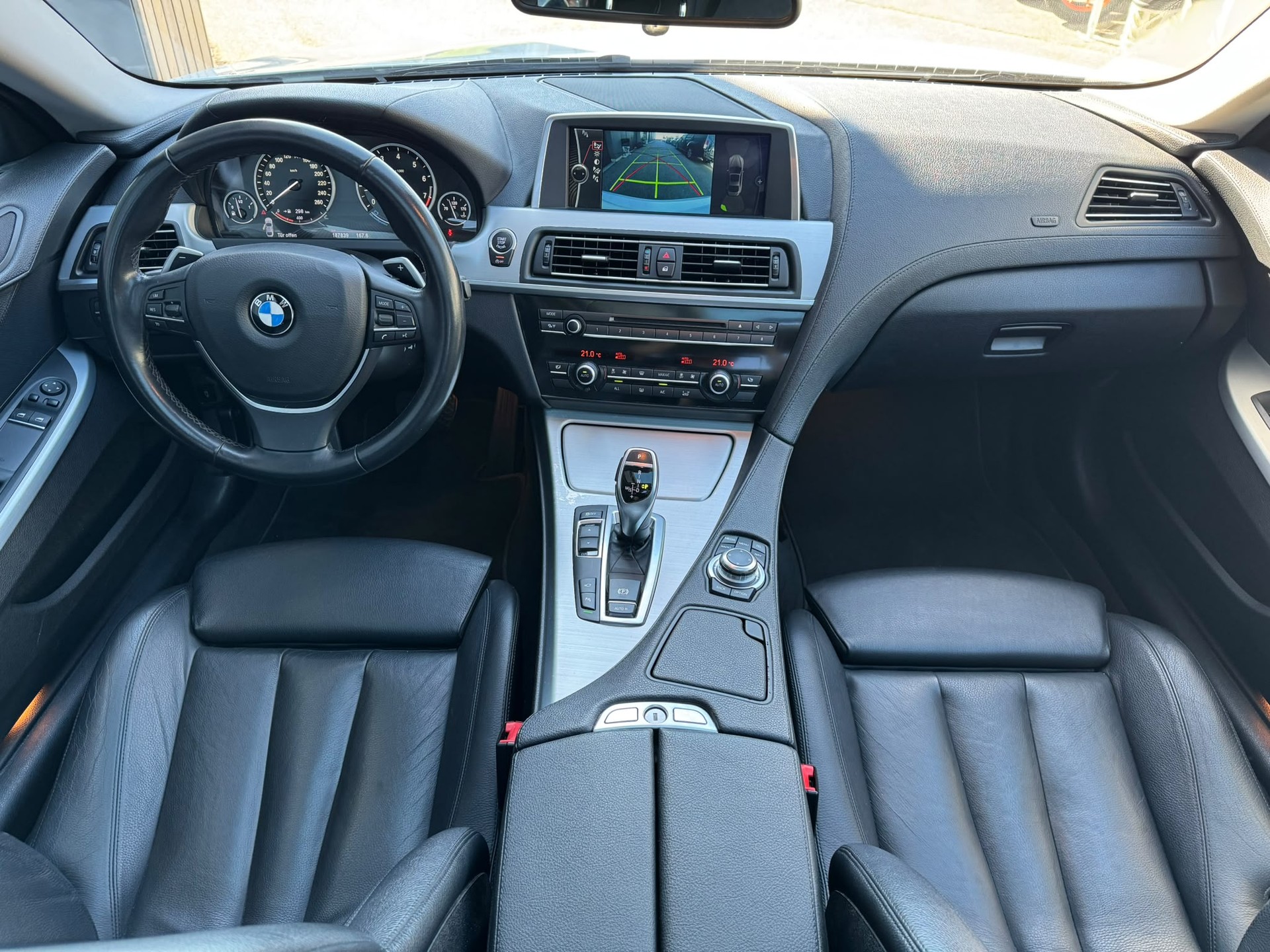 BMW BMW 640i Coupé-image-8
