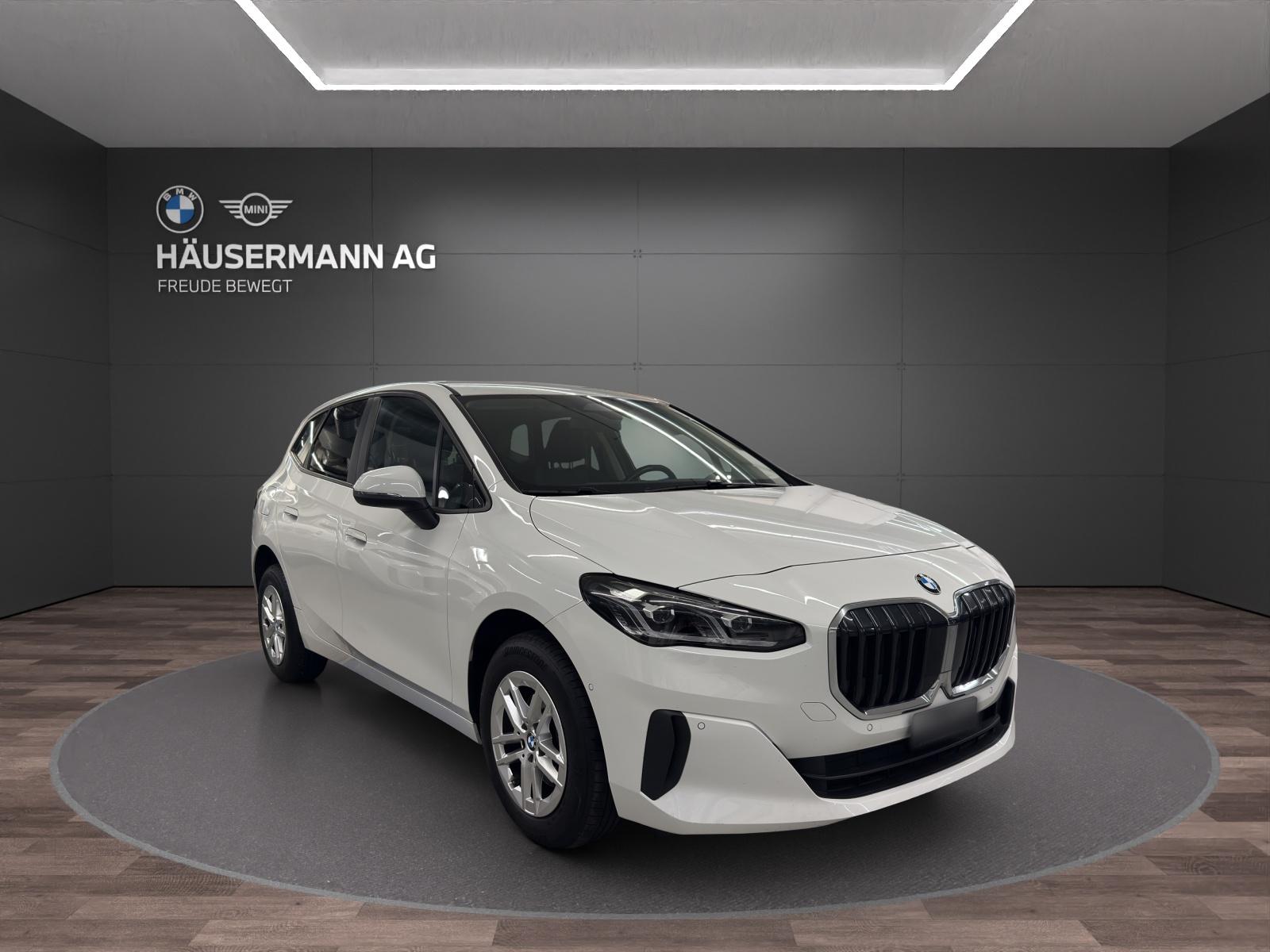 BMW 218d Active Tourer-image-2