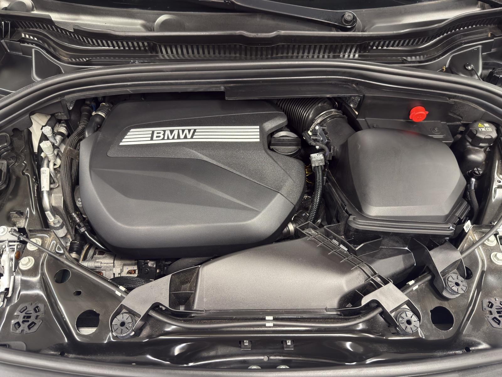 BMW 218d Active Tourer-image-23