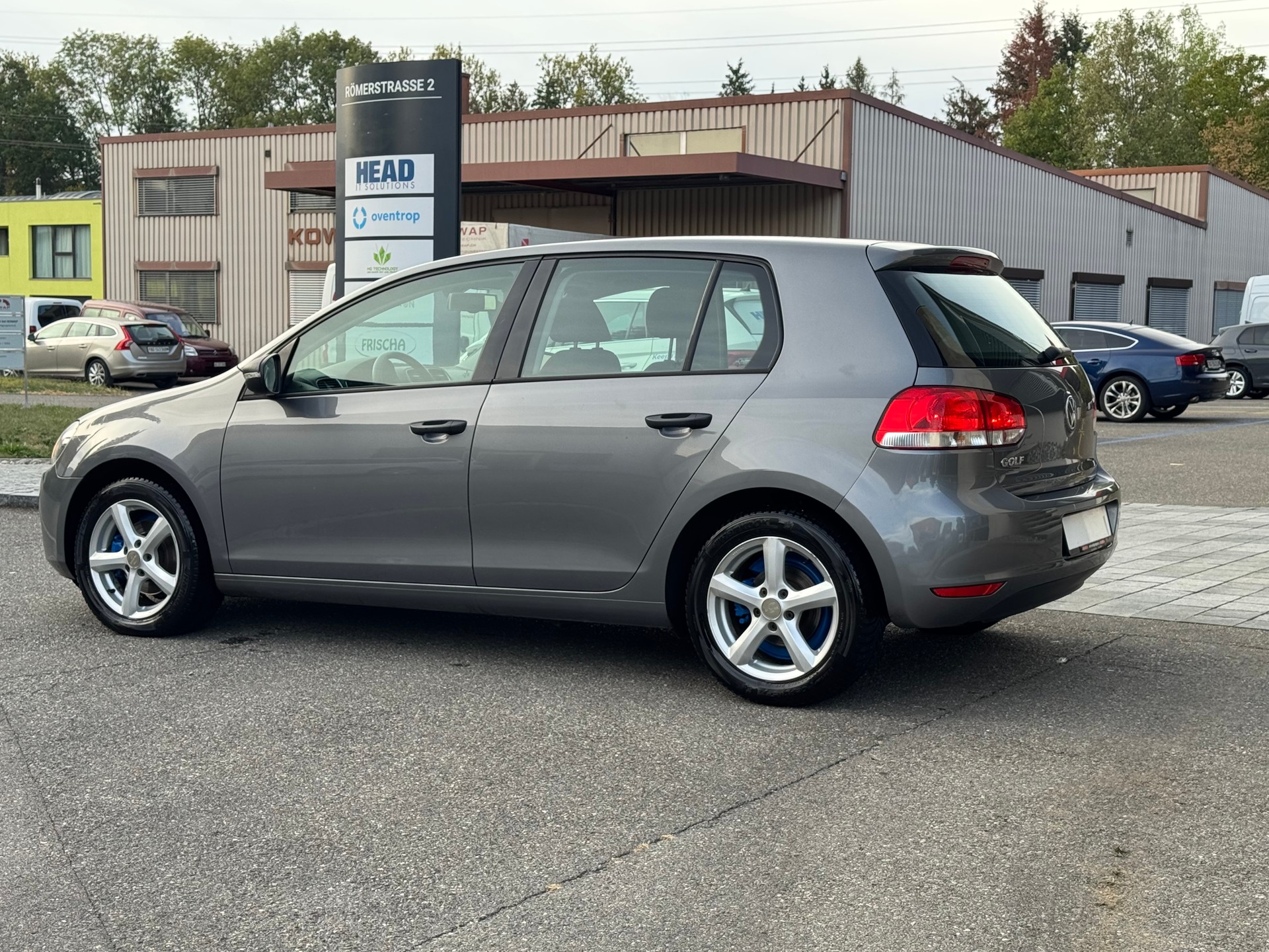 VW Golf 1.2 TSI Trendline DSG-image-2