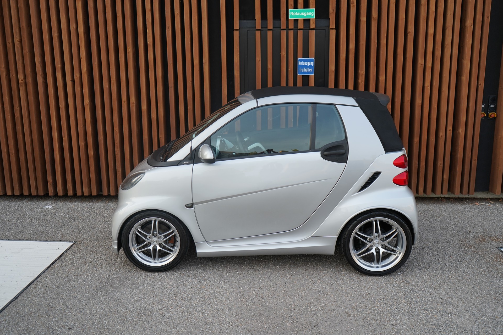 SMART FORTWO BRABUS XCLUSIVE SOFTOUCH l 102 PS-image-3