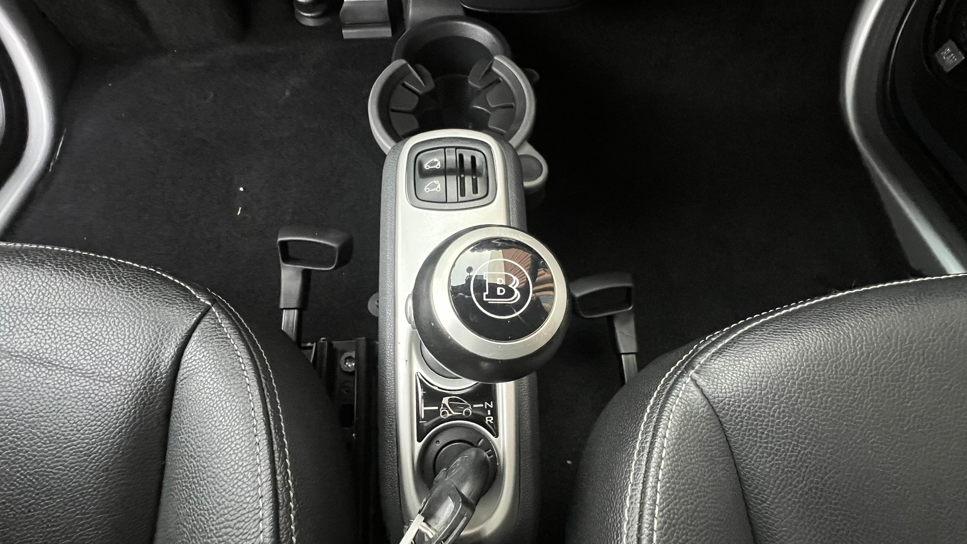 SMART FORTWO BRABUS XCLUSIVE SOFTOUCH l 102 PS-image-29