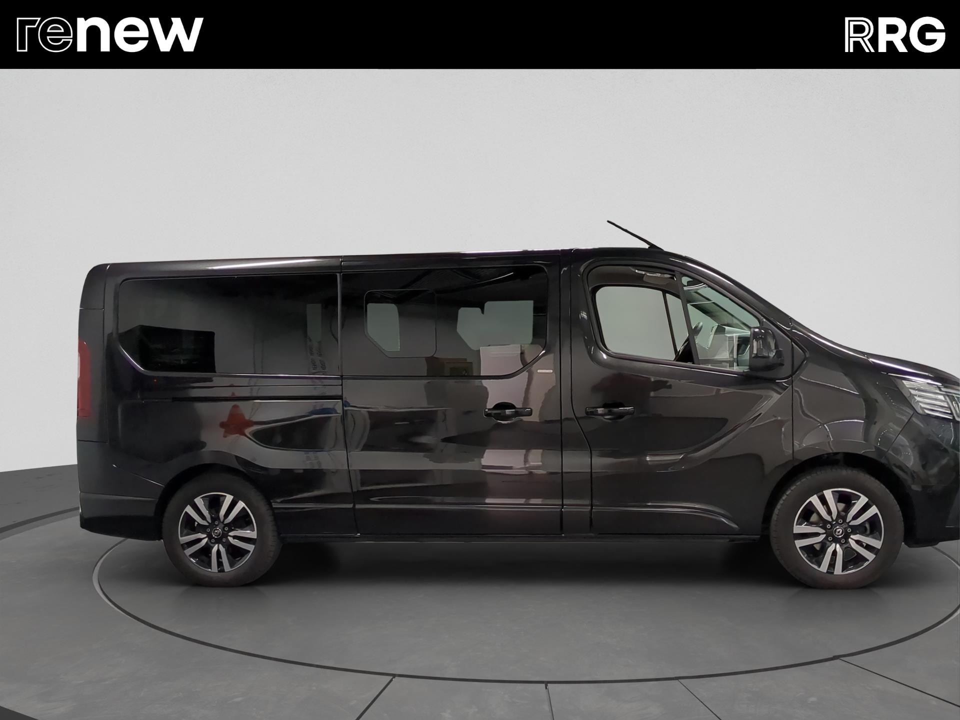 RENAULT Trafic Blue dCi 170 Grand Spaceclass Pack Escapade EDC-image-1