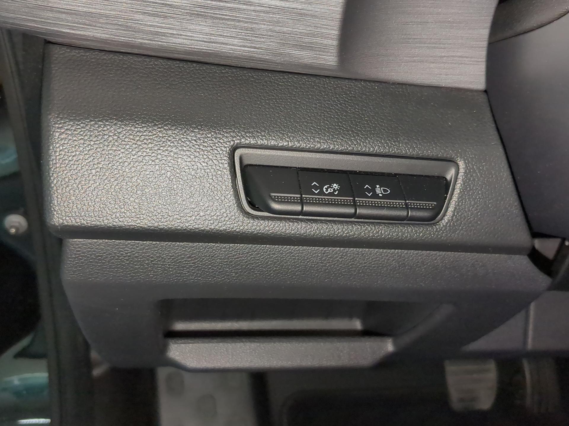 RENAULT Trafic Blue dCi 170 Grand Spaceclass Pack Escapade EDC-image-17