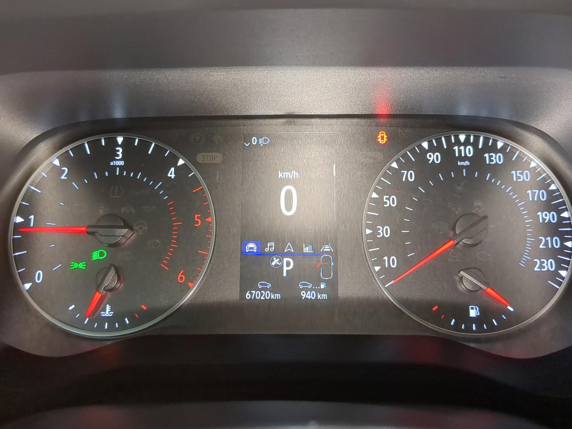 RENAULT Trafic Blue dCi 170 Grand Spaceclass Pack Escapade EDC-image-10