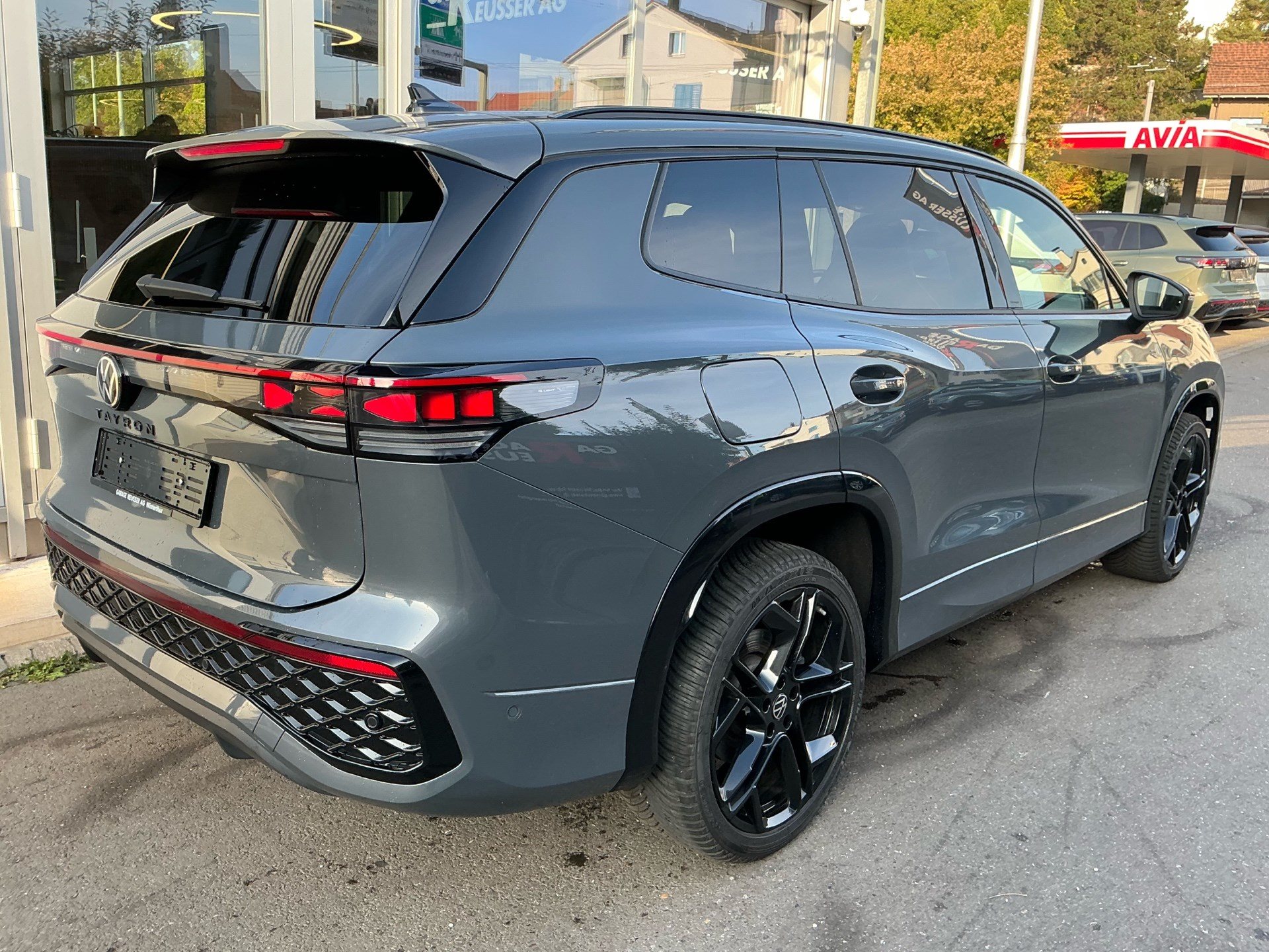 VW Tayron 2.0 TDI 193 PS 4Motion R-Line *** 360° KAMERA & ANHÄNGERKUPPLUNG ***-showroom-element-3