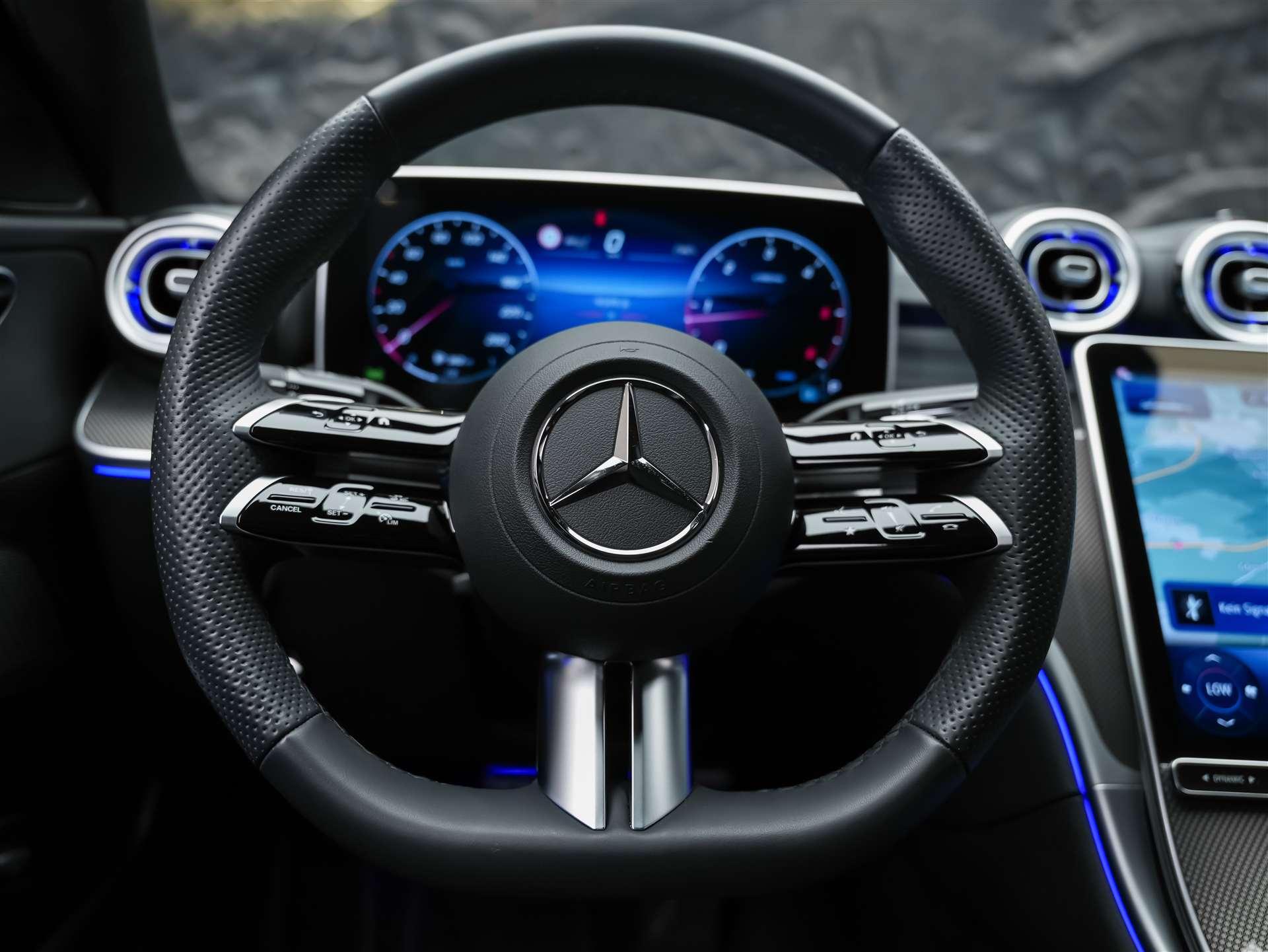 MERCEDES-BENZ C 300 d AMG Line *20" Felgen*Werksgarantie*DIGITAL LIGHT*360° Kamera*-image-26