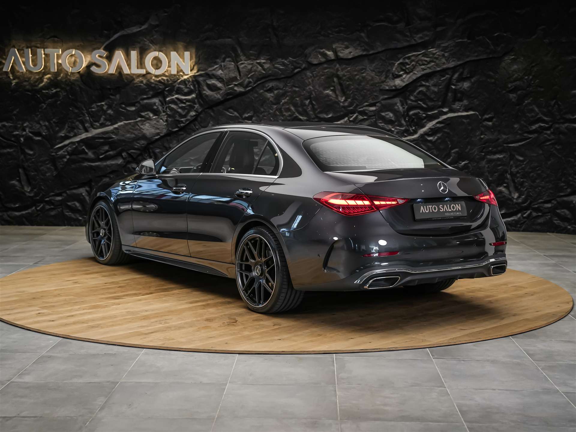 MERCEDES-BENZ C 300 d AMG Line *20" Felgen*Werksgarantie*DIGITAL LIGHT*360° Kamera*-showroom-element-2