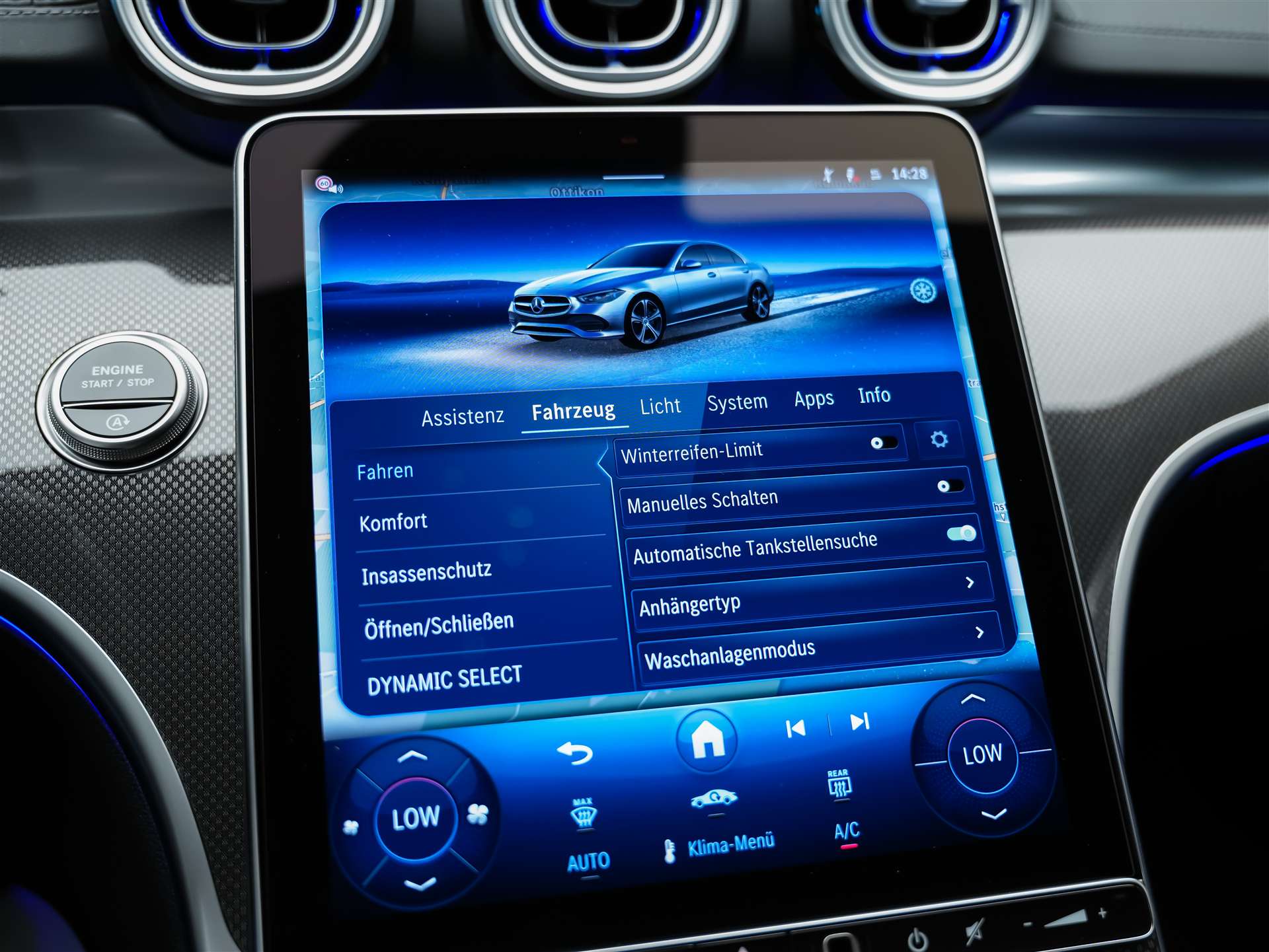 MERCEDES-BENZ C 300 d AMG Line *20" Felgen*Werksgarantie*DIGITAL LIGHT*360° Kamera*-image-40