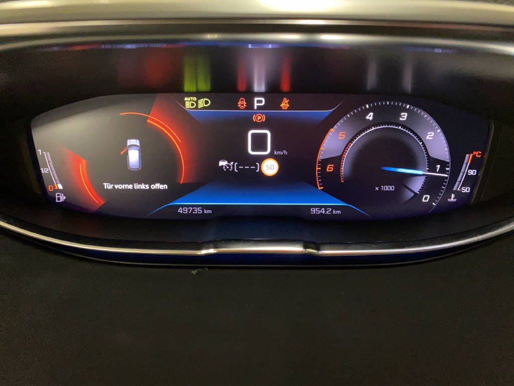 PEUGEOT 3008 1.5 BlueHDi Allure Pack-image-8