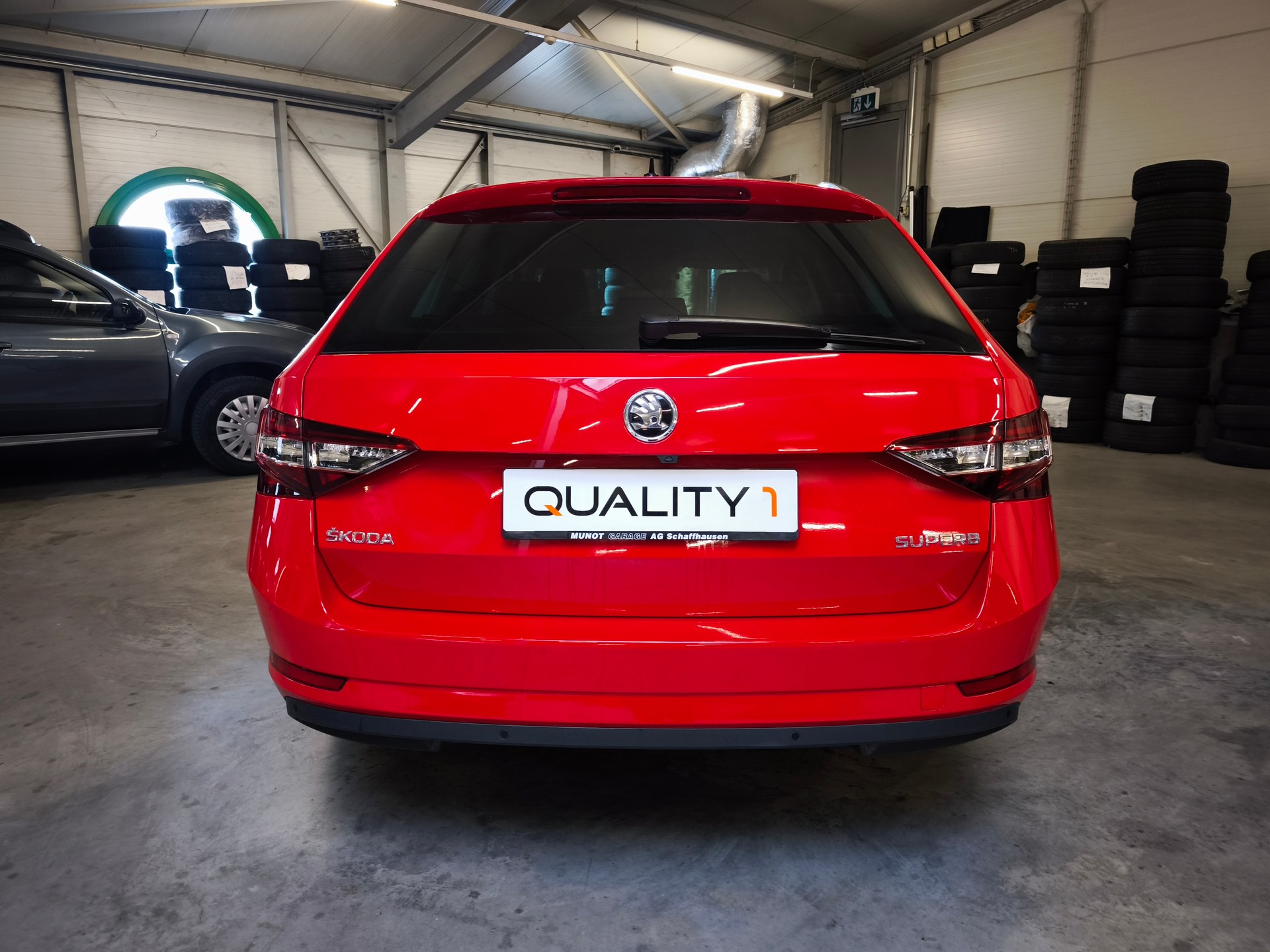 SKODA Superb Combi 1.4 TSI ACT Style DSG-image-3