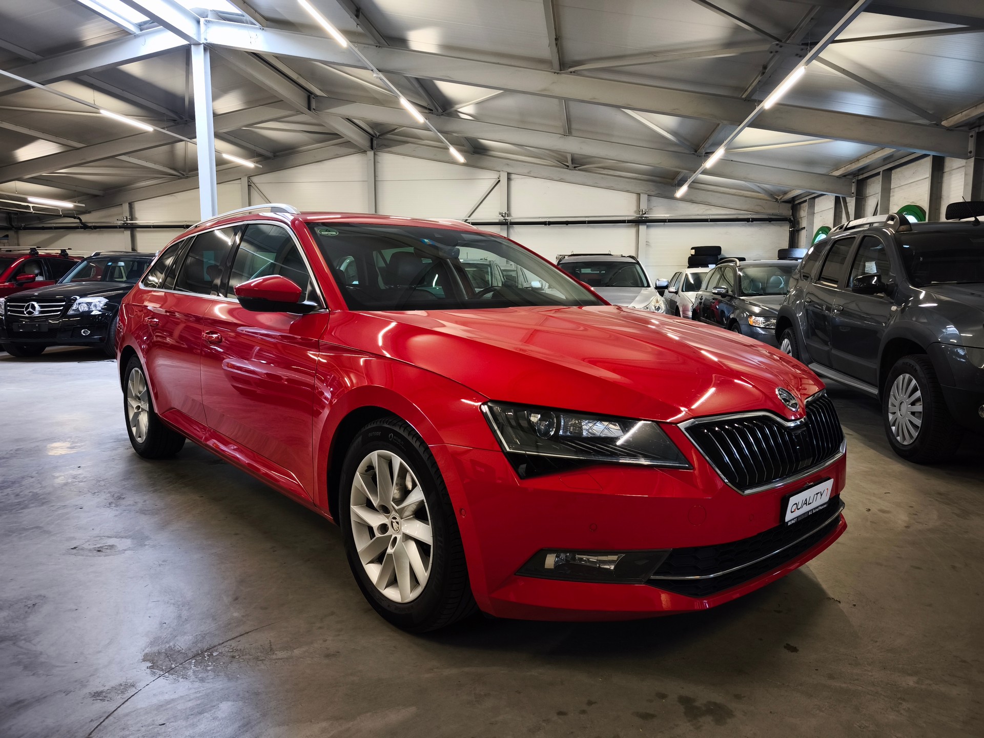 SKODA Superb Combi 1.4 TSI ACT Style DSG-image-1