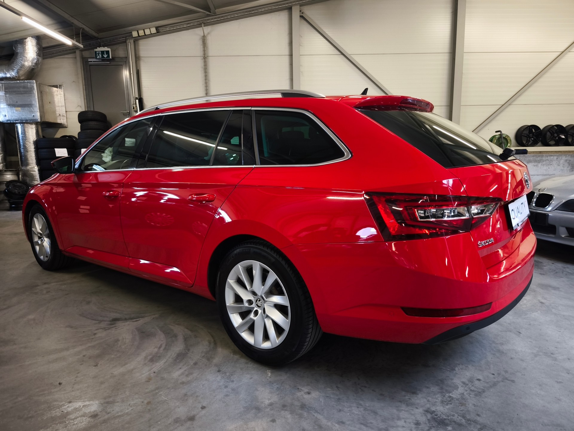 SKODA Superb Combi 1.4 TSI ACT Style DSG-image-4