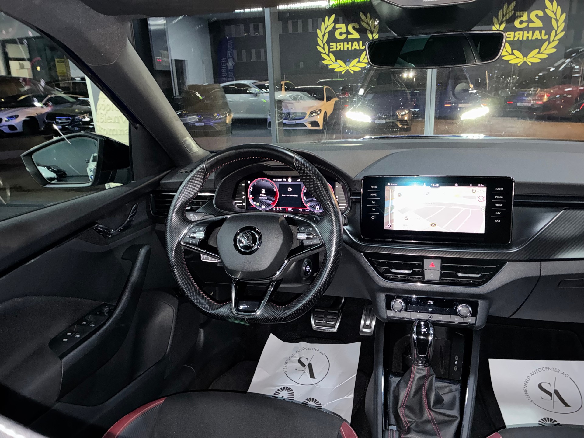 SKODA Kamiq 1.5 TSI ACT Monte Carlo DSG-image-8