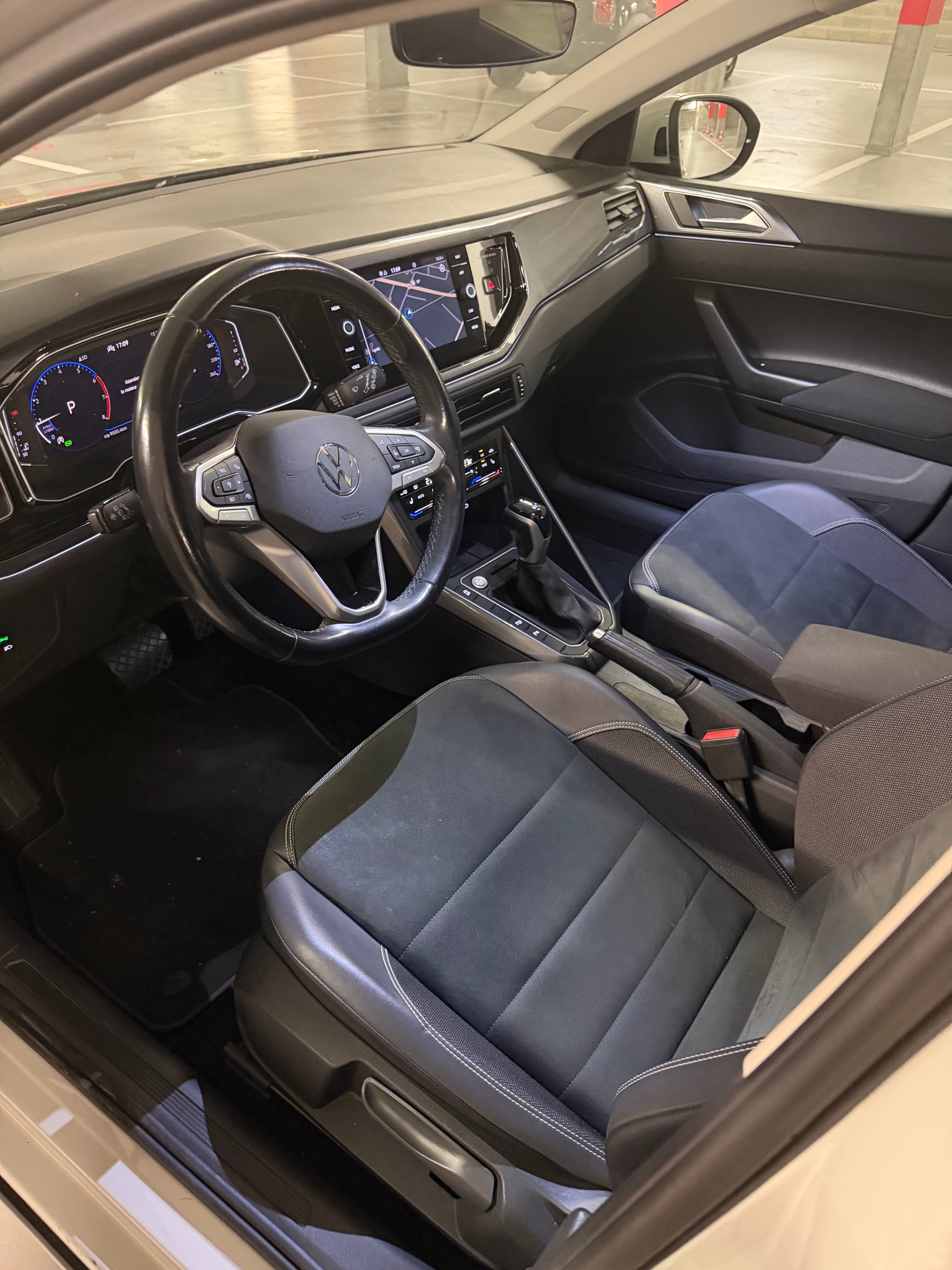 VW Taigo 1.0 TSI Life DSG-image-9