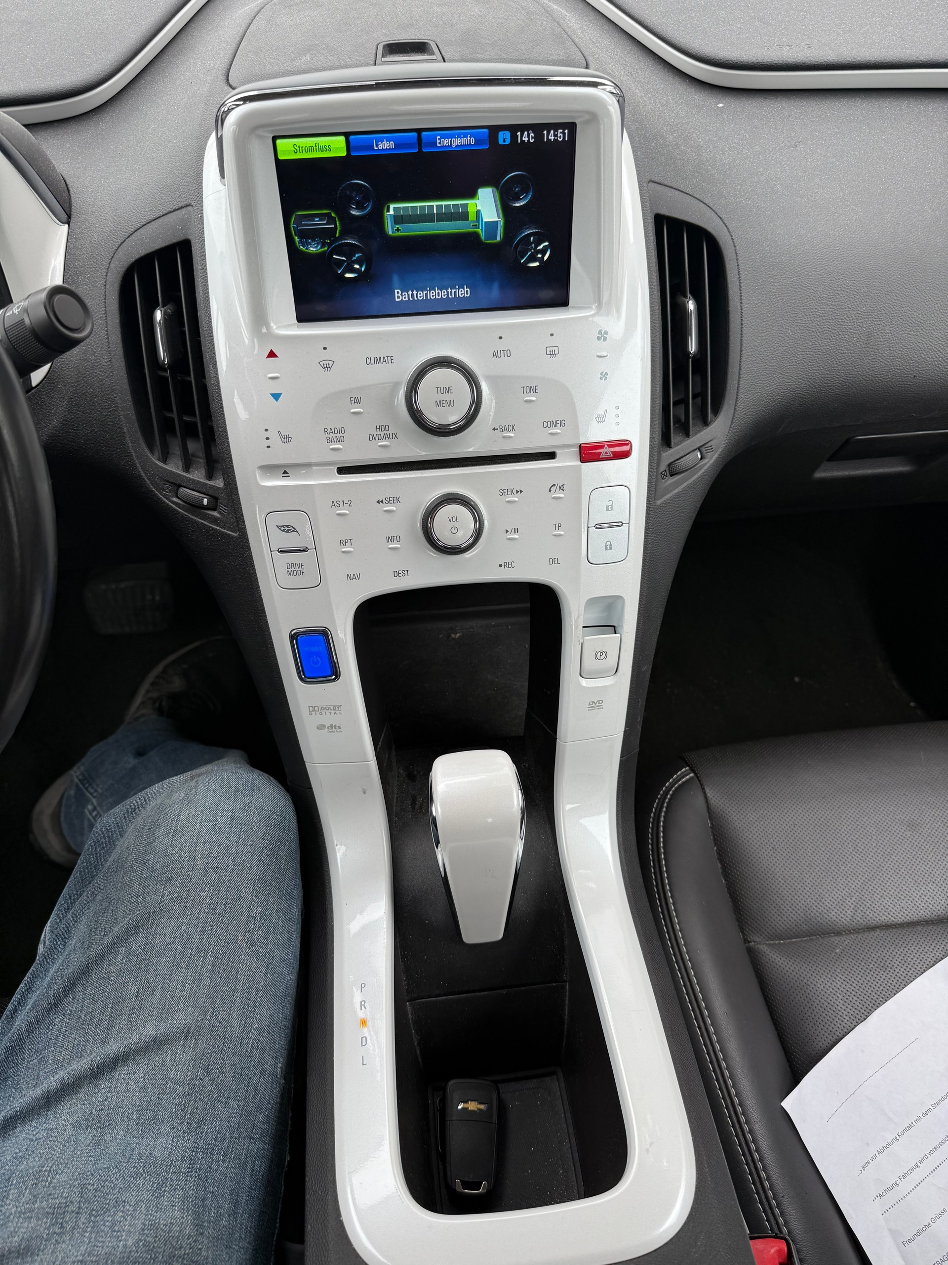 CHEVROLET Volt E-image-10