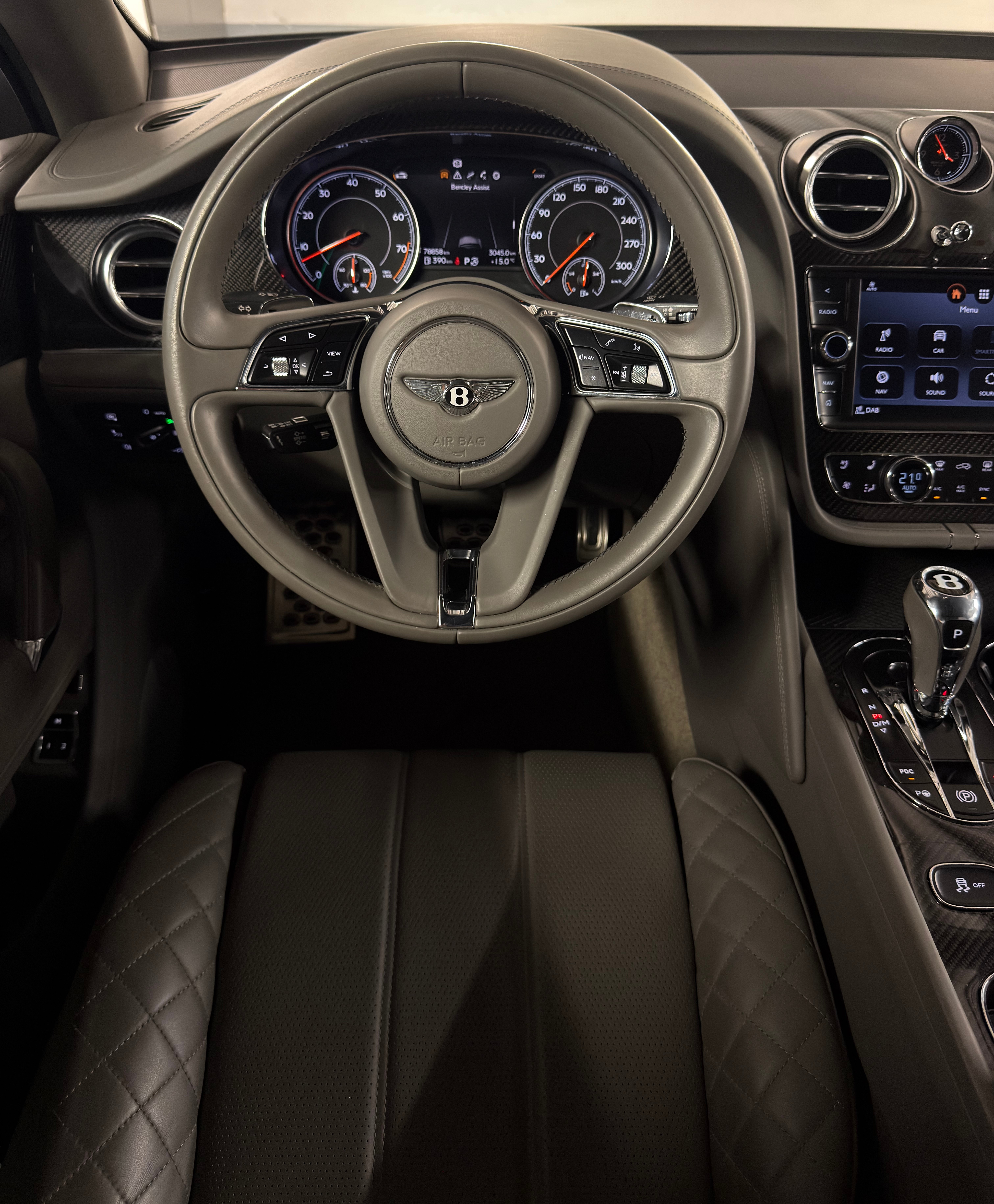 Image BENTLEY BENTAYGA Bentayga V8