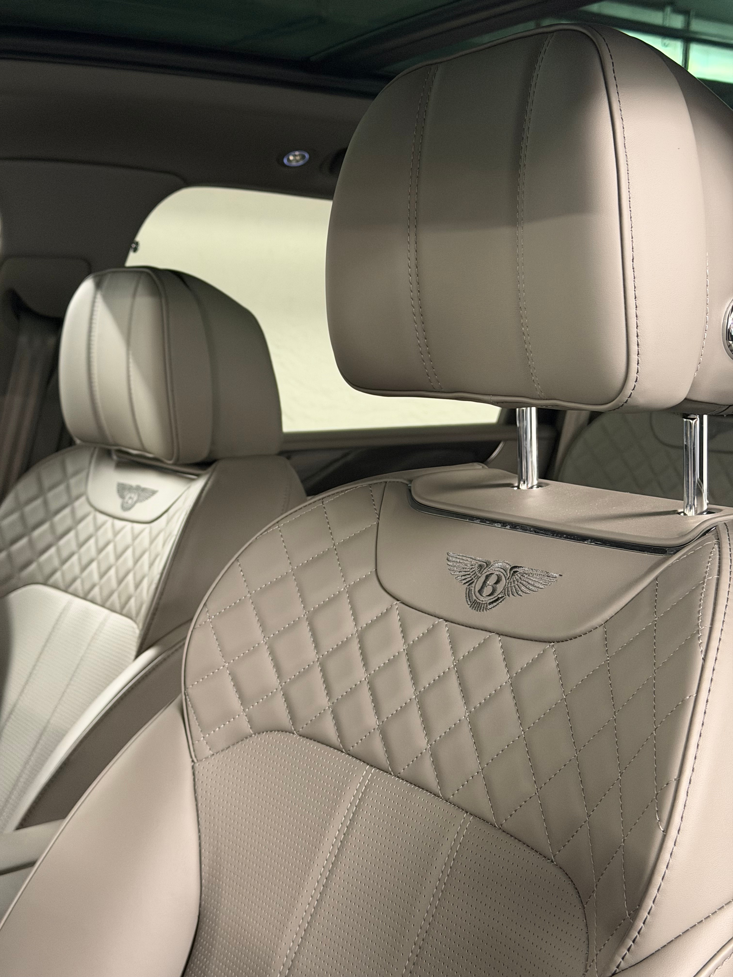 Image BENTLEY BENTAYGA Bentayga V8