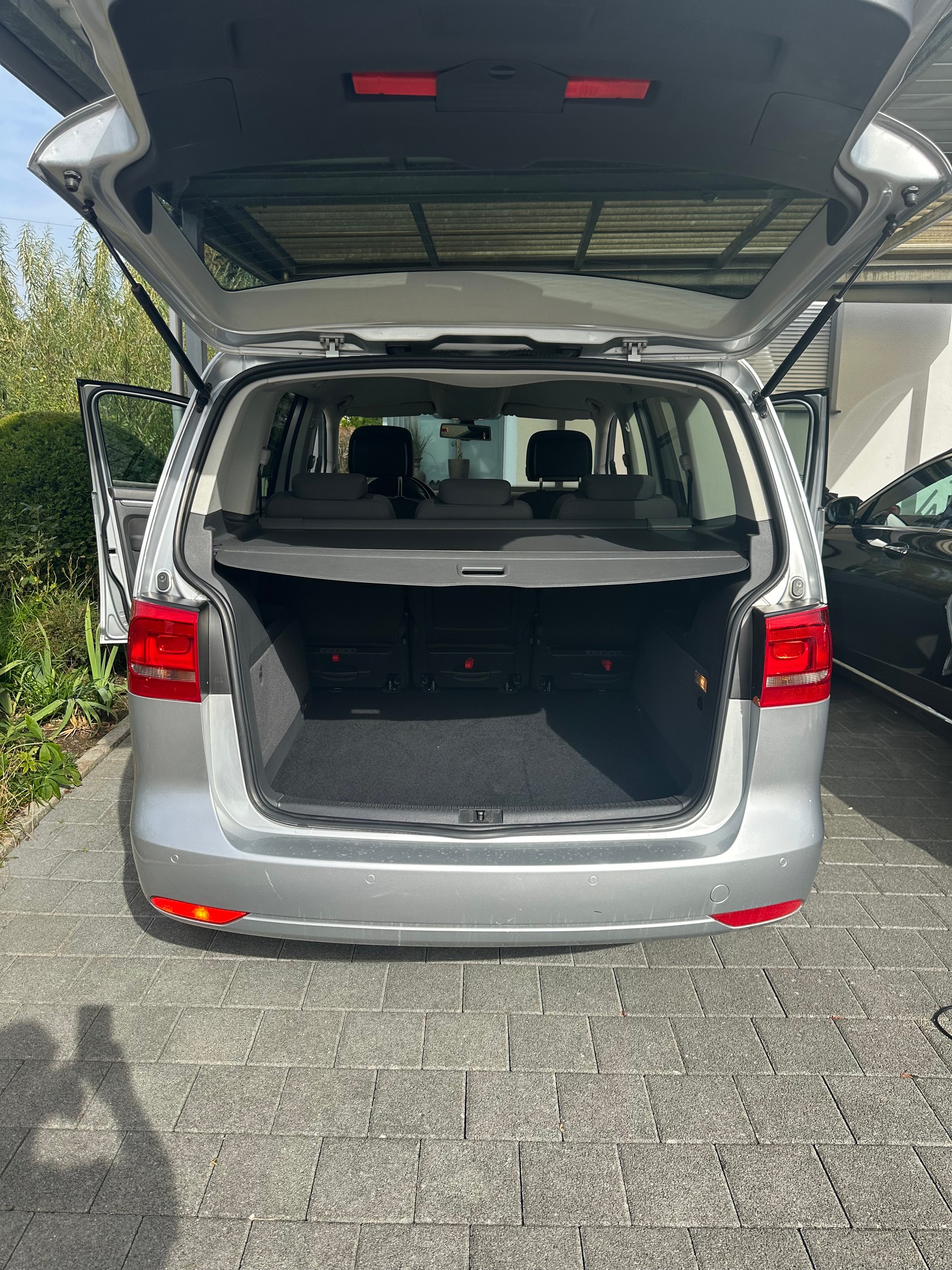 VW 2.0 TDI 140 Design-image-5