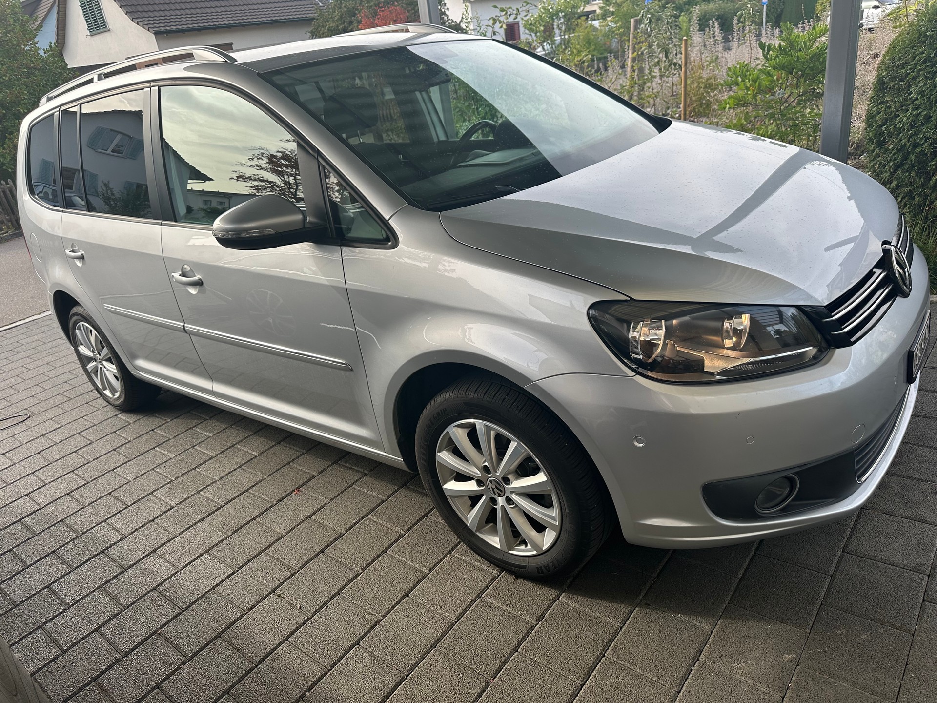 VW 2.0 TDI 140 Design-image-1