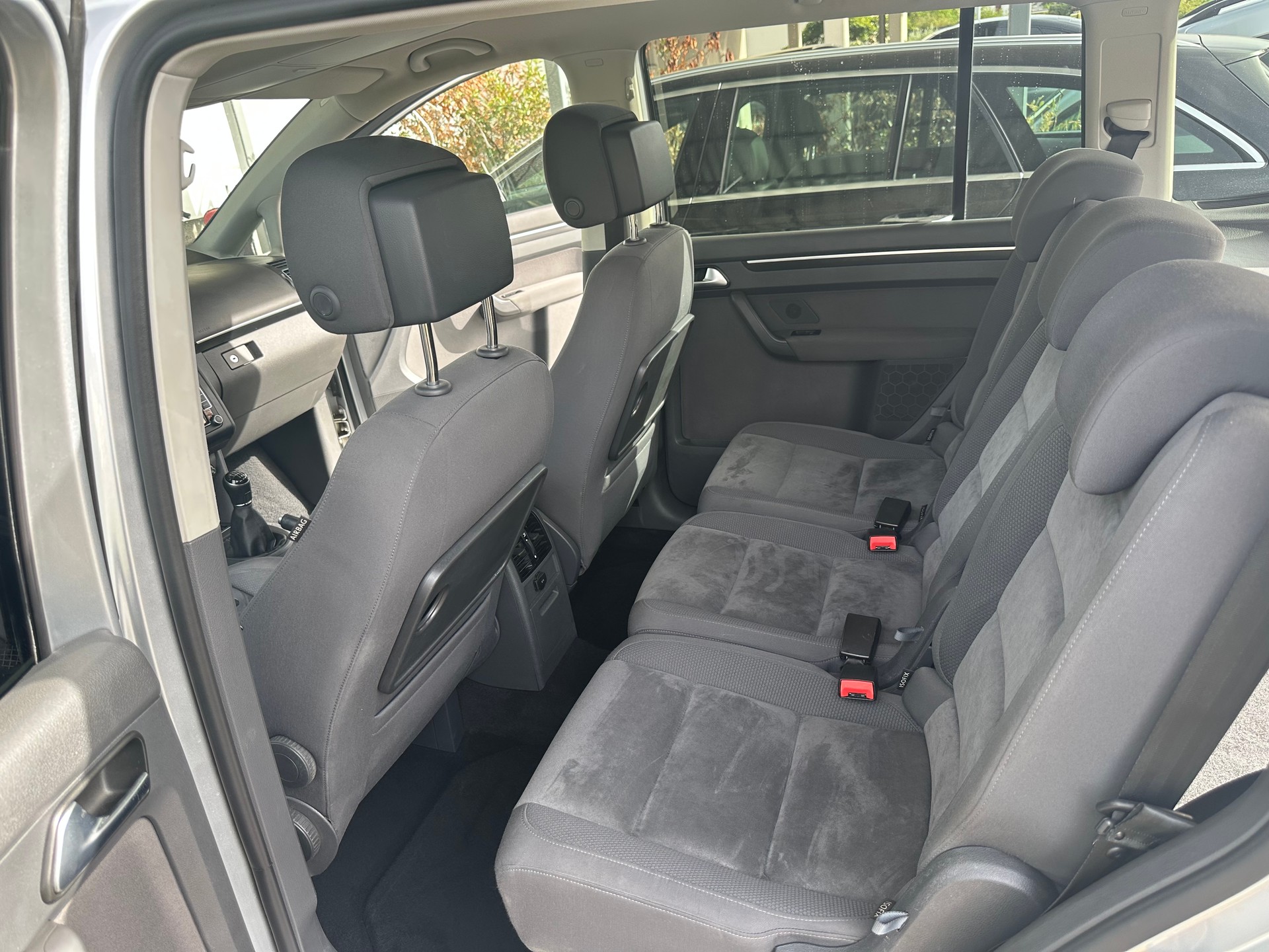 VW 2.0 TDI 140 Design-image-3