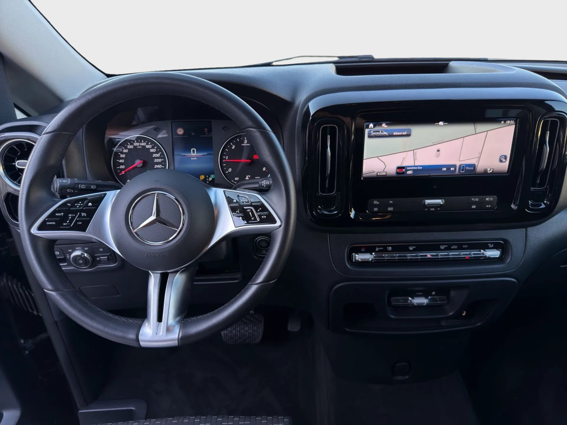 MERCEDES-BENZ Vito 116 CDI Base Tourer 4Matic 9G-Tronic-image-11