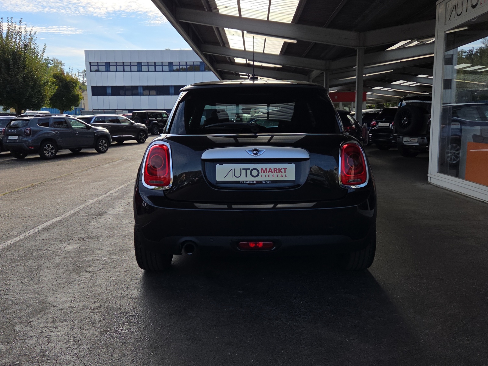 MINI Cooper-image-13