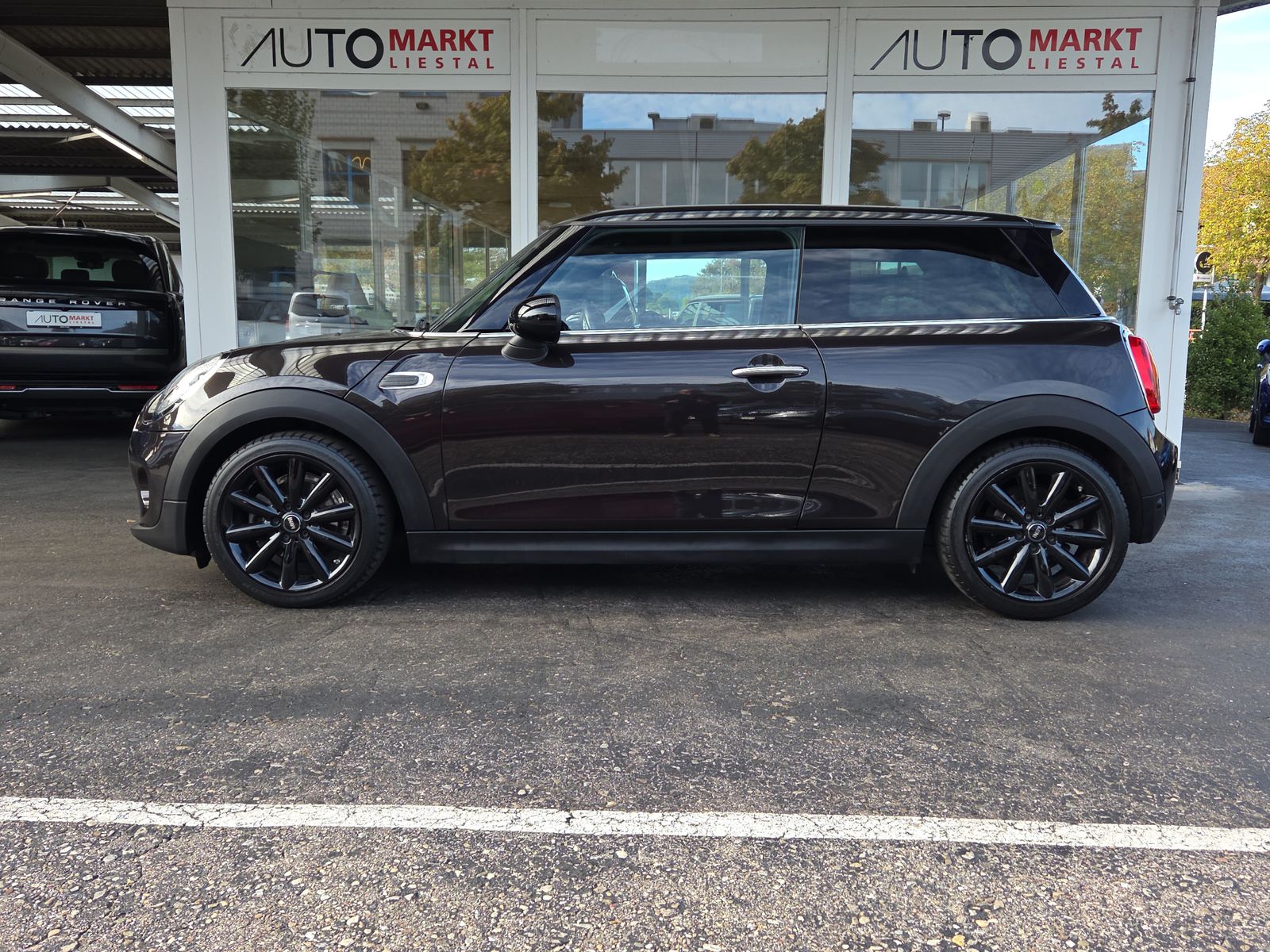 MINI Cooper-image-1