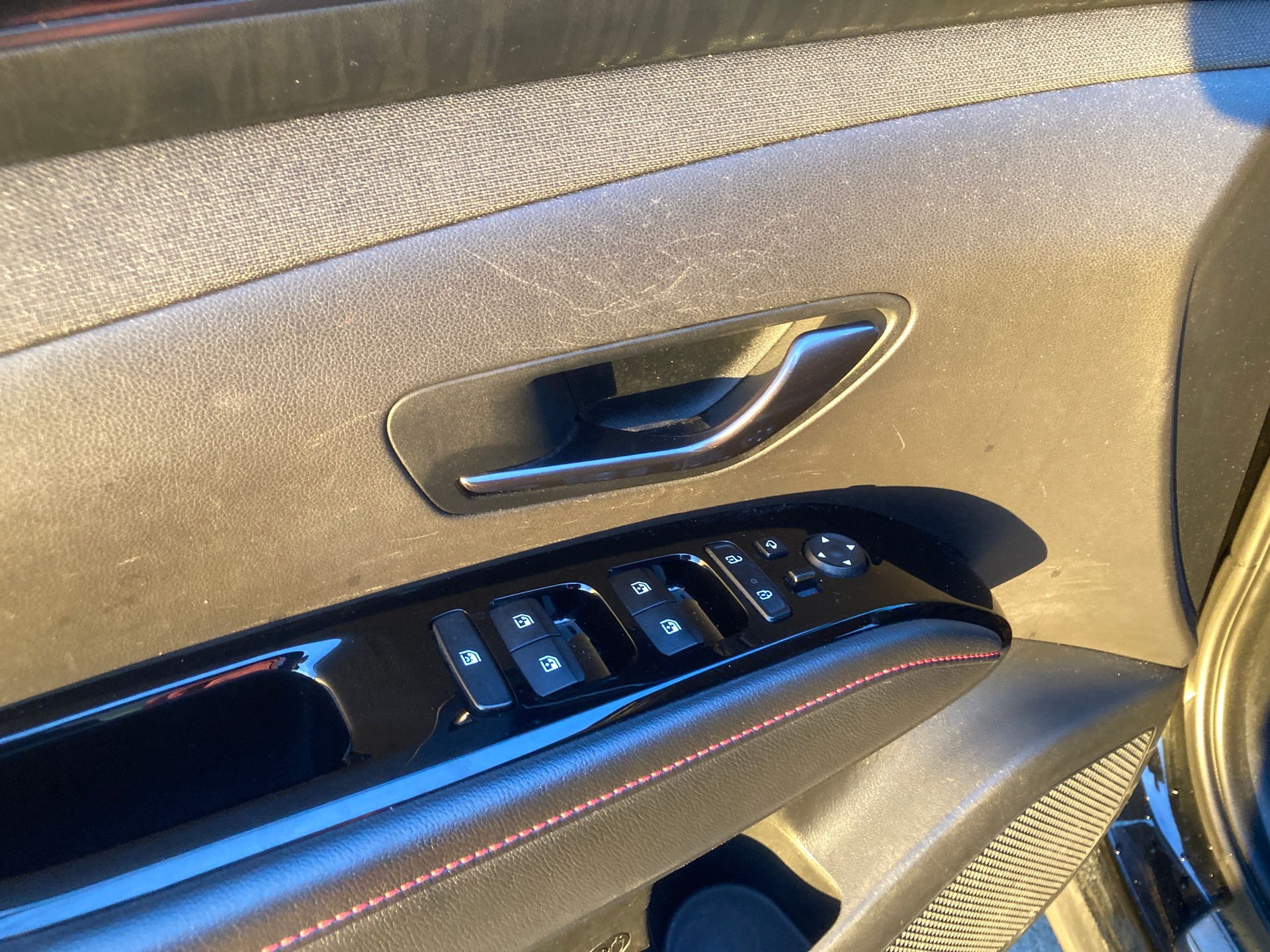HYUNDAI Tucson 1.6 TGDI PHEV N Line 4WD-image-9
