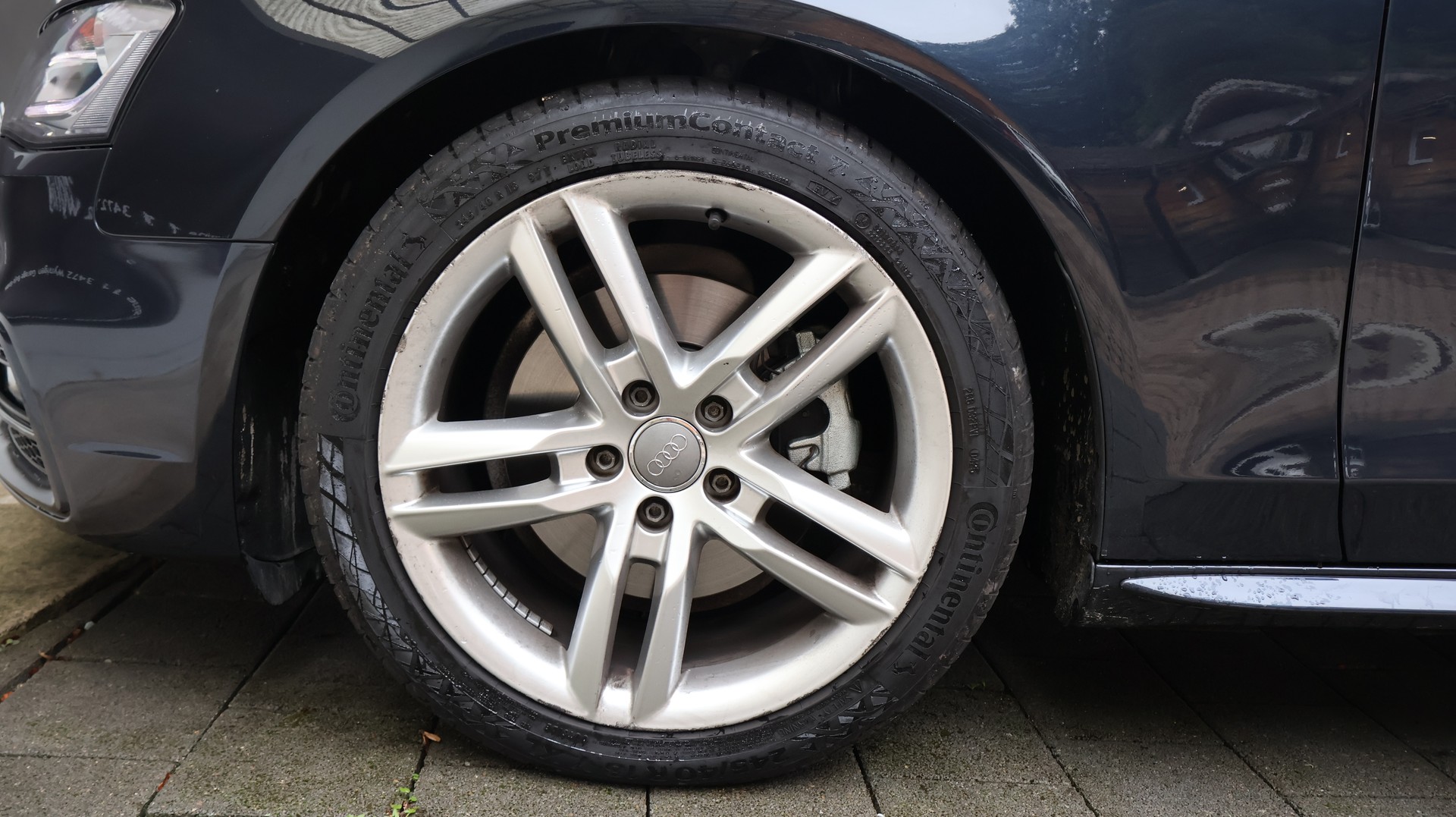 AUDI A4 Avant 2.0 TDI quattro S-tronic-image-7