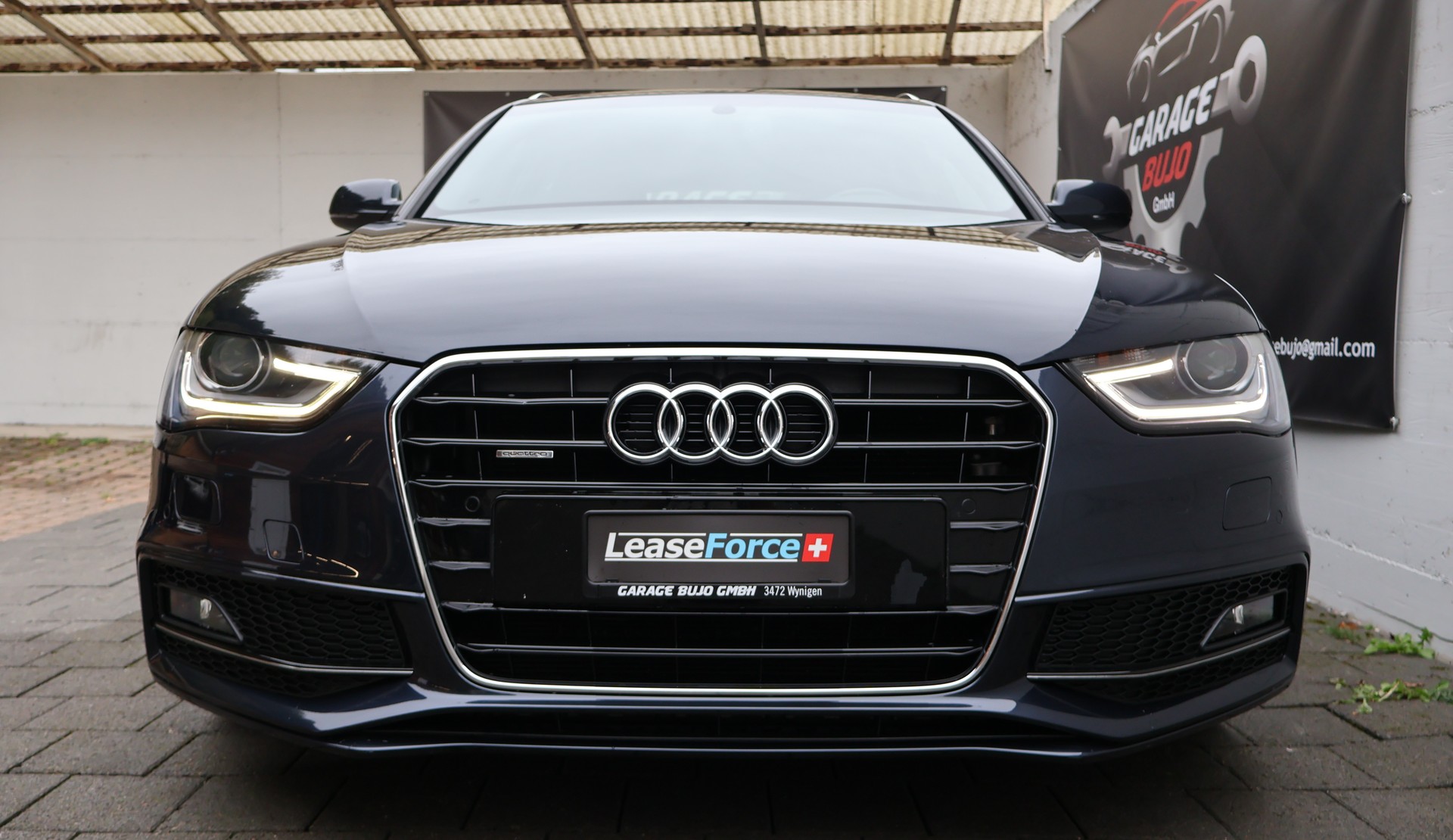 AUDI A4 Avant 2.0 TDI quattro S-tronic-showroom-element-2