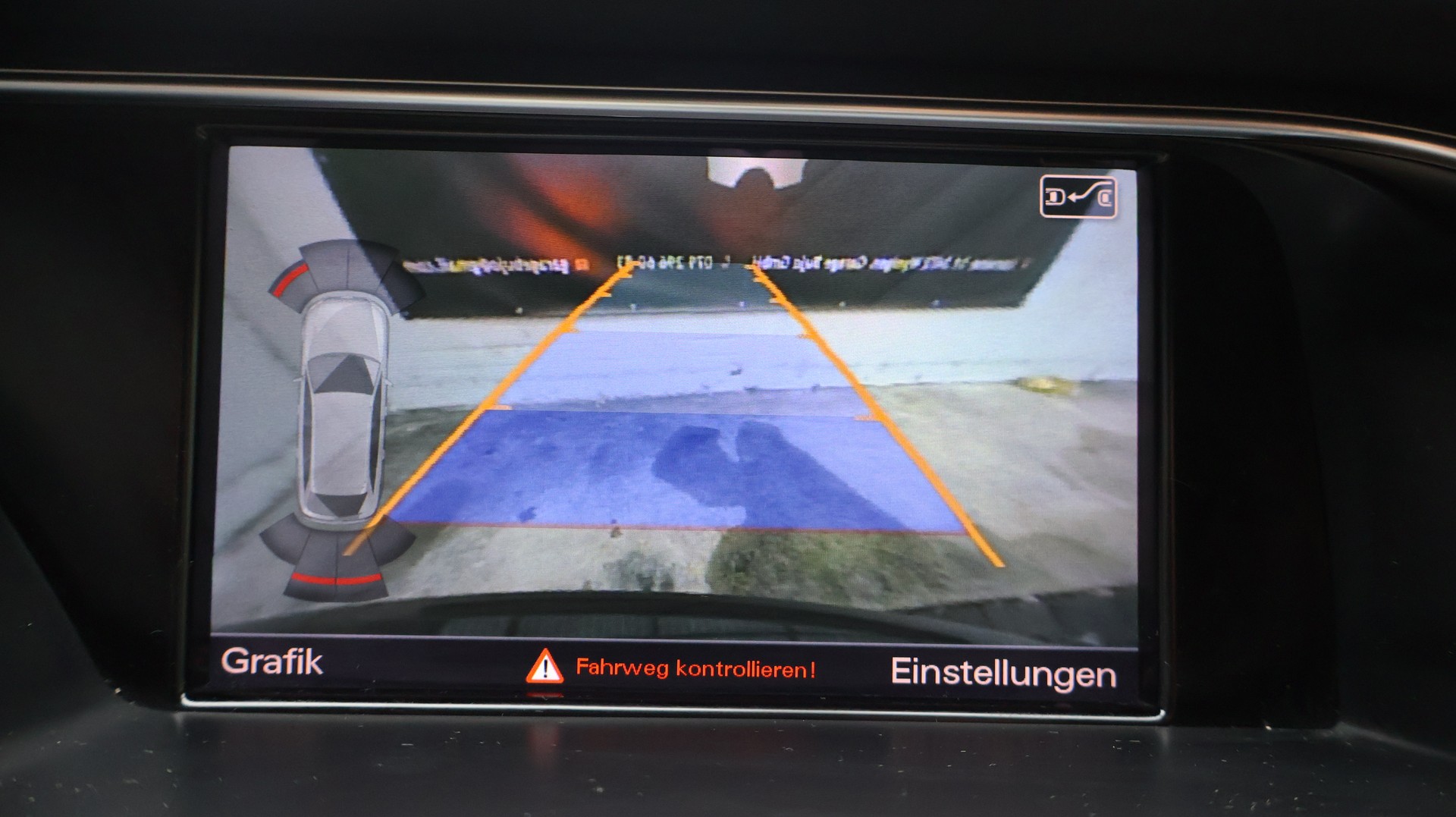 AUDI A4 Avant 2.0 TDI quattro S-tronic-image-18