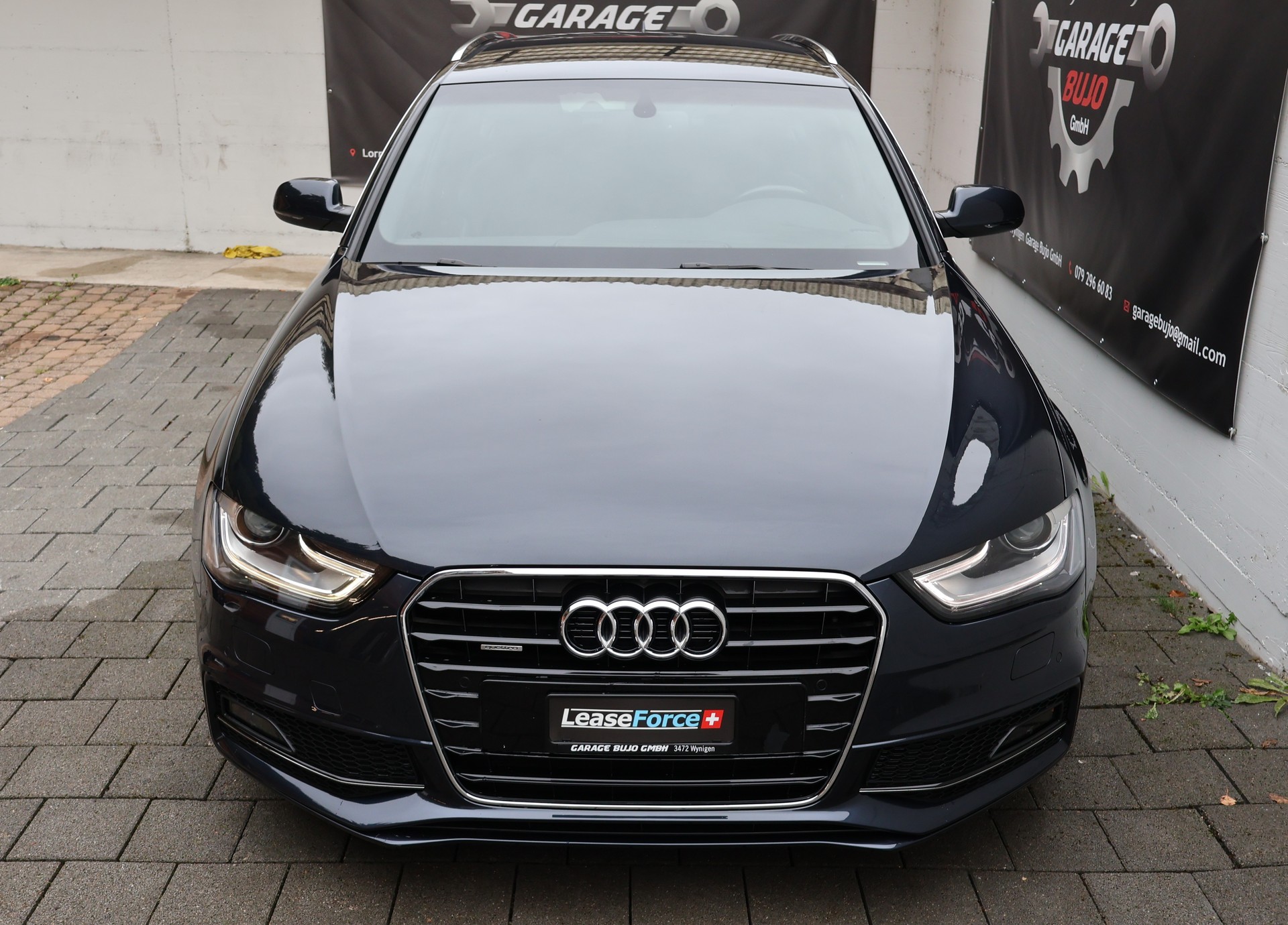 AUDI A4 Avant 2.0 TDI quattro S-tronic-showroom-element-1
