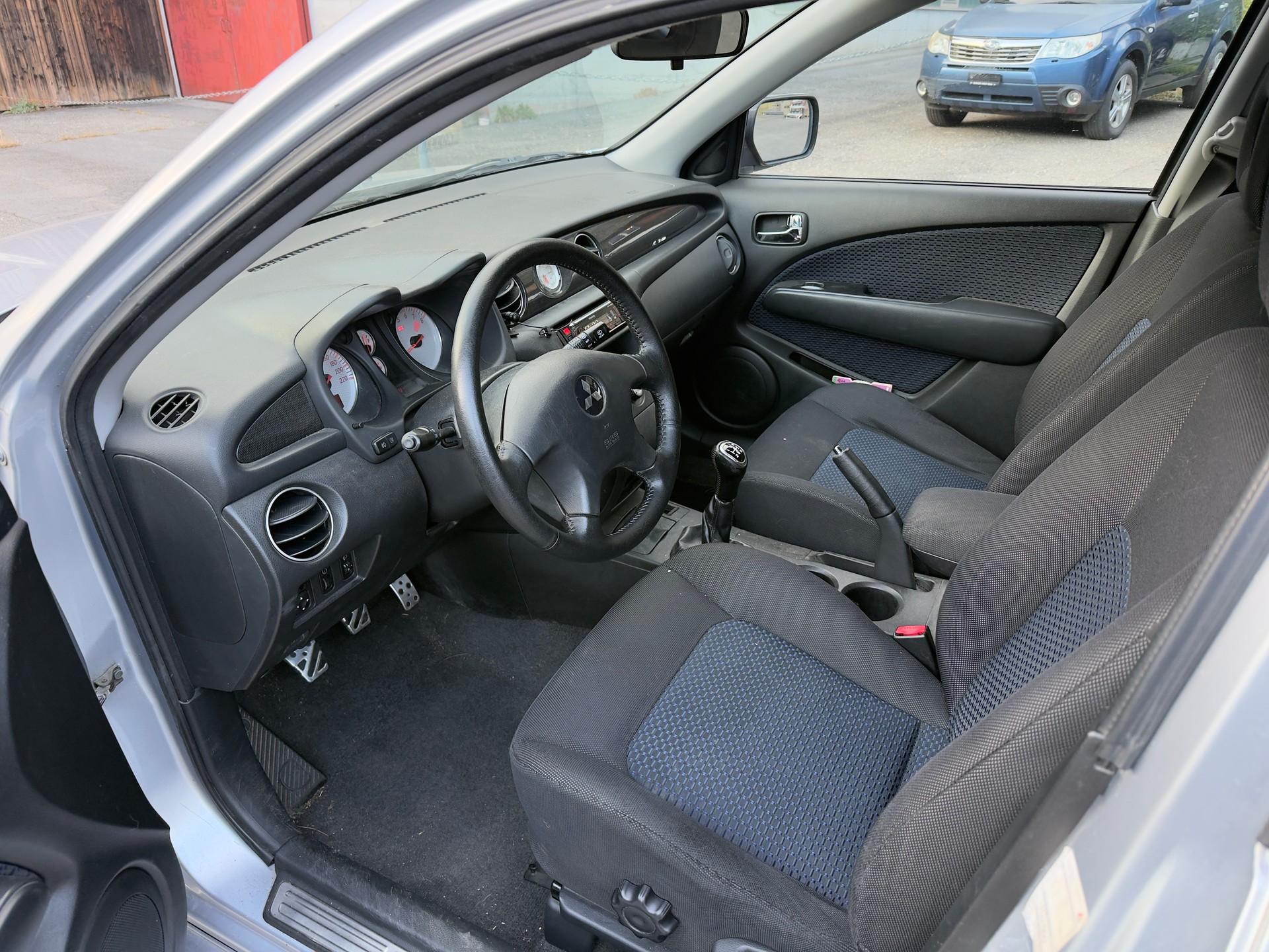 MITSUBISHI Outlander 2.0 16V Invite-image-8