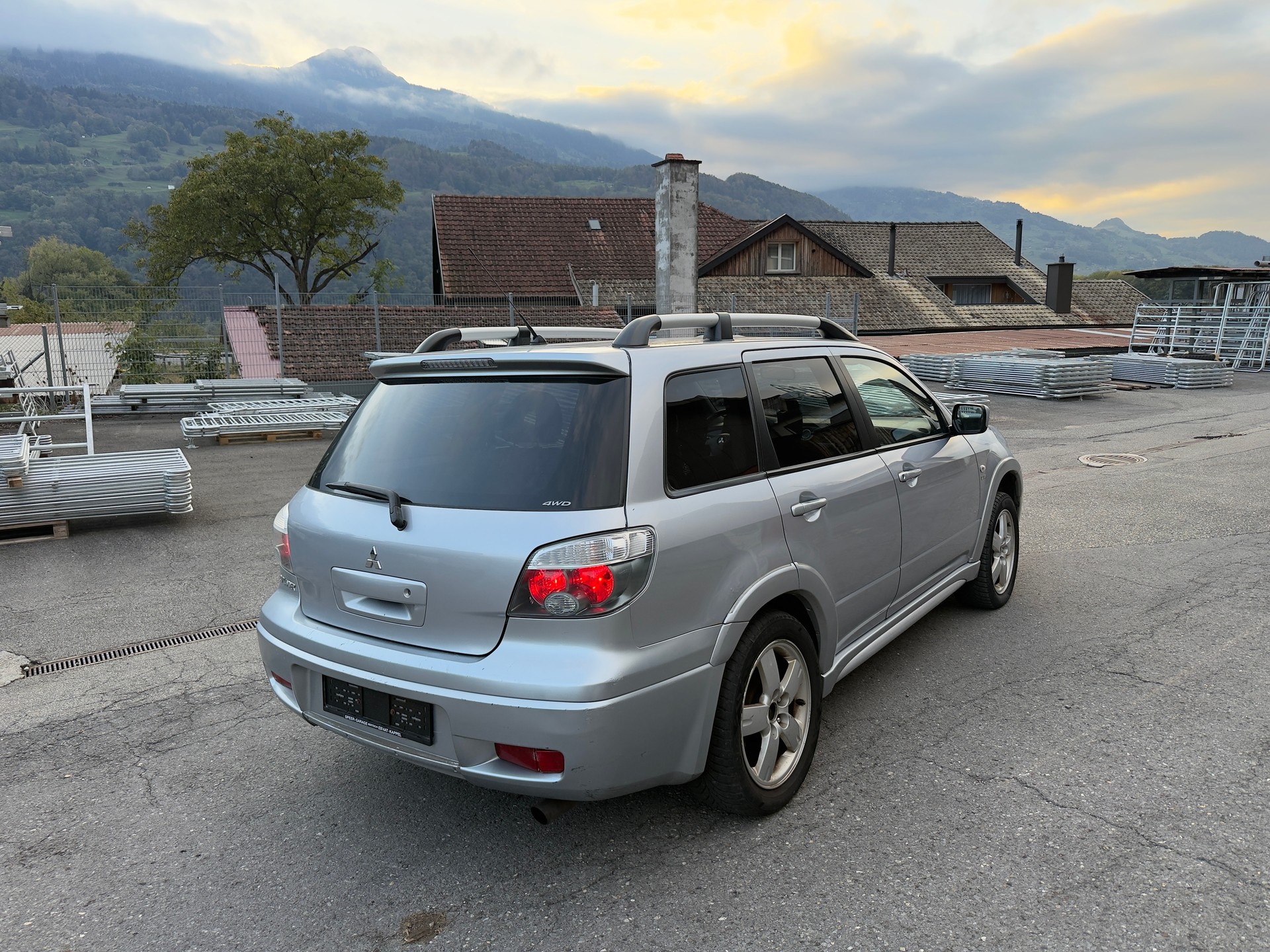 MITSUBISHI Outlander 2.0 16V Invite-image-2