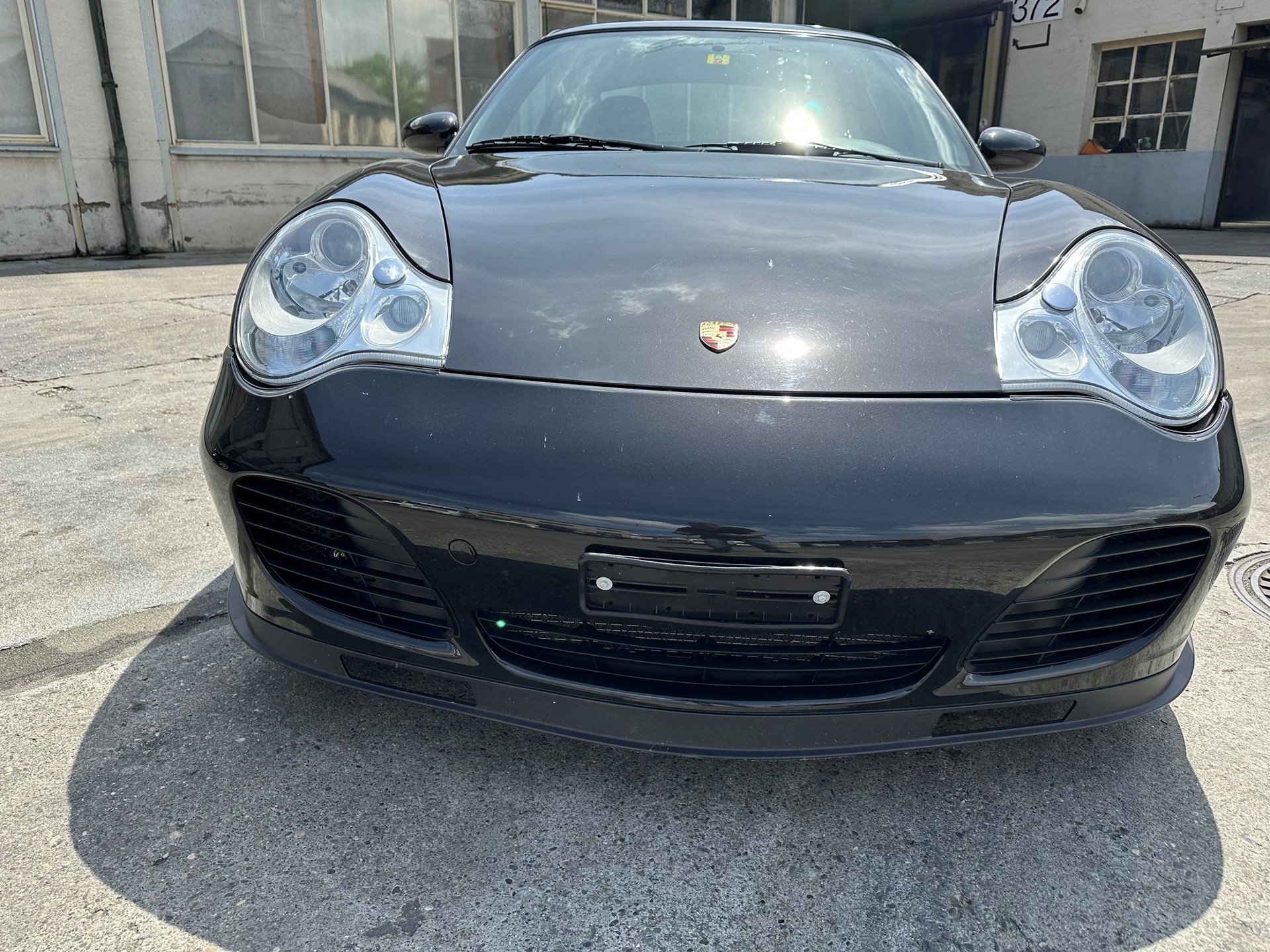 PORSCHE 911 Turbo-image-3
