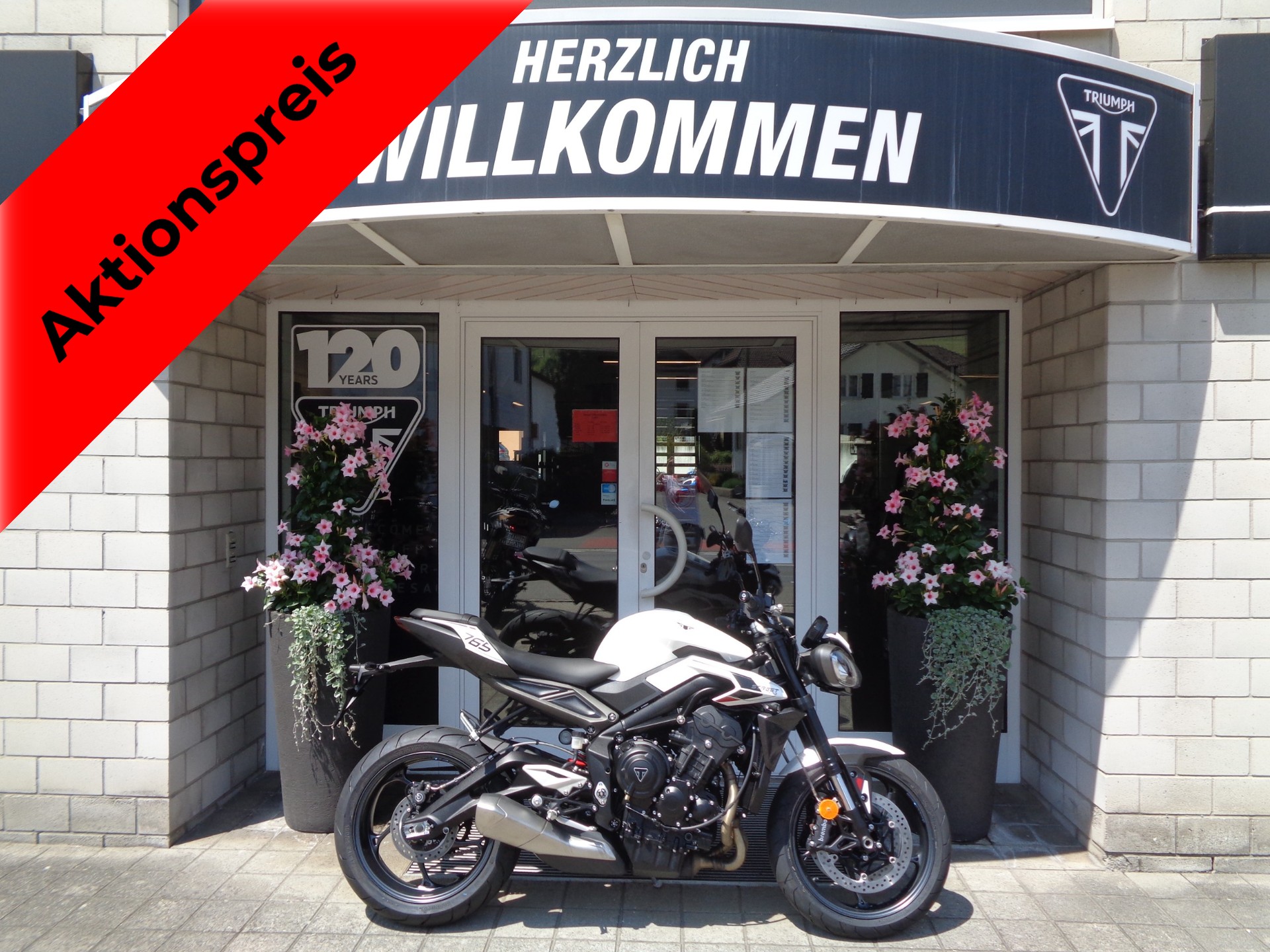 TRIUMPH Street Triple 765 R