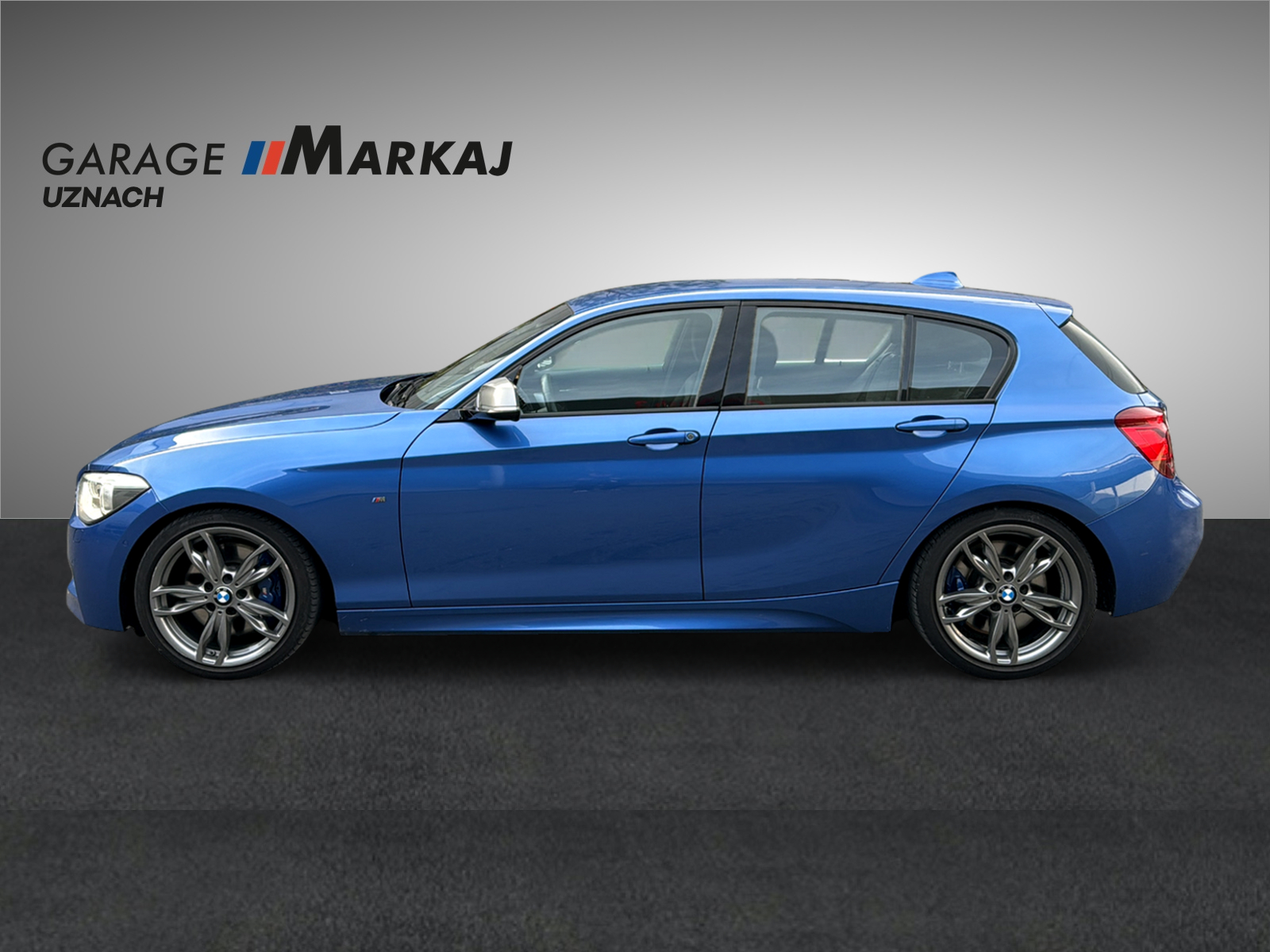 BMW M135i xDrive Steptronic-image-2