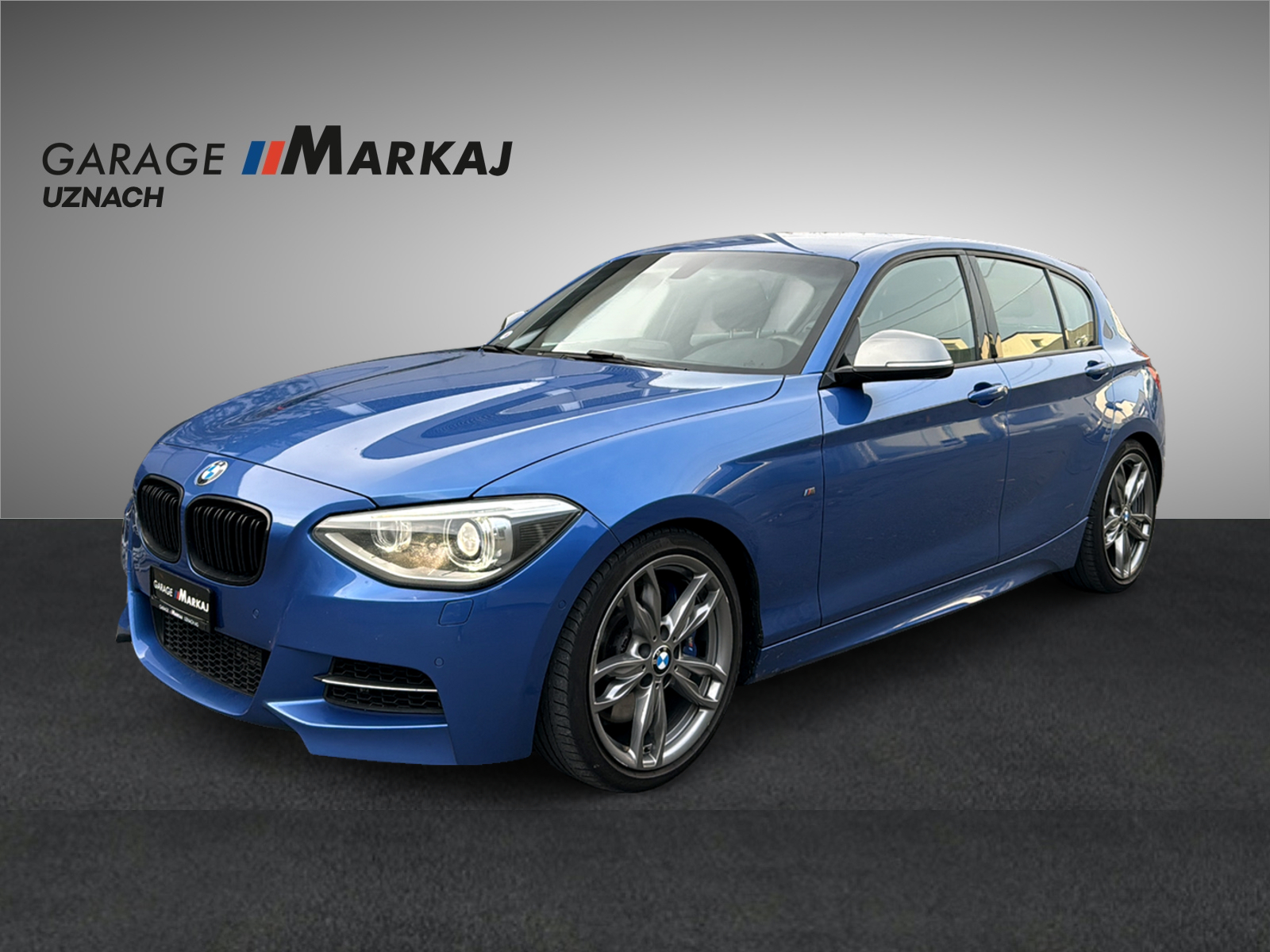 BMW M135i xDrive Steptronic-image-0