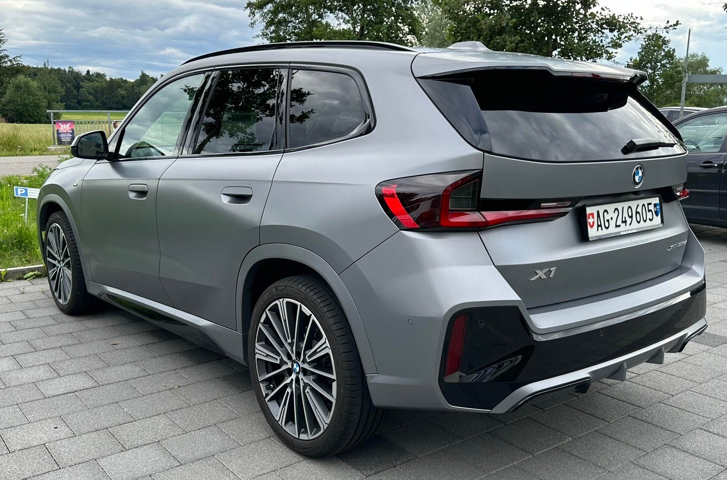 BMW X1 xDrive 23d 48V M Sport-image-0