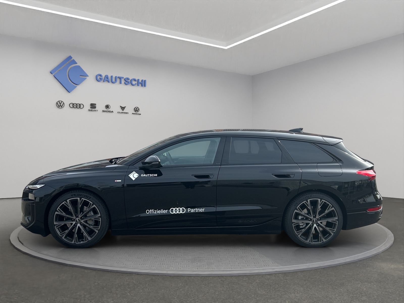 AUDI A6 Avant e-tron quattro-image-1