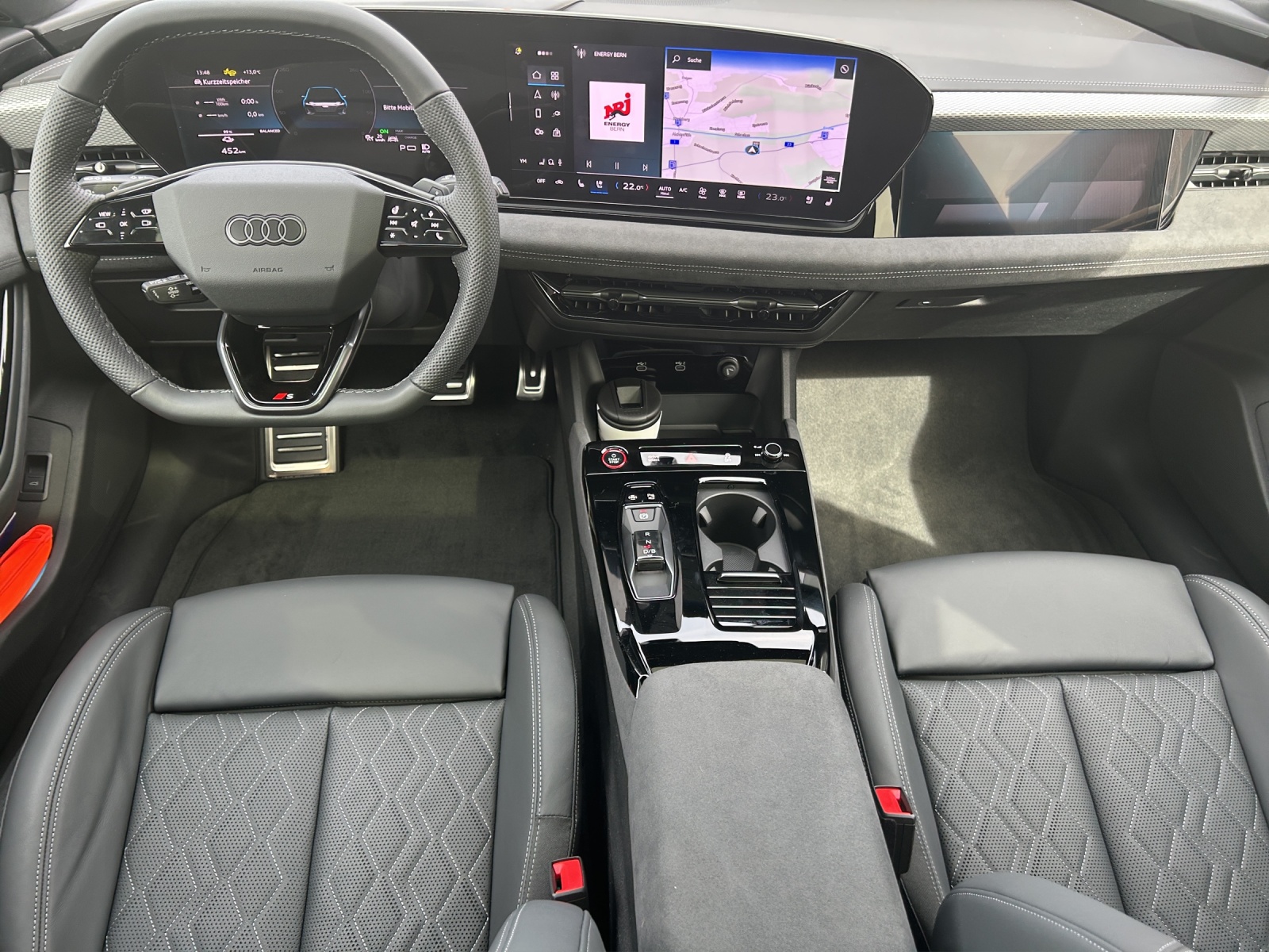 AUDI A6 Avant e-tron quattro-image-7